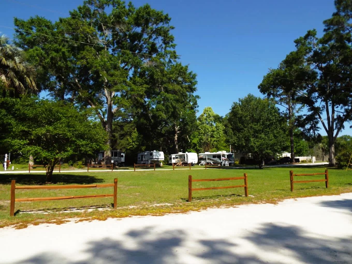 Futter’s 4 Oaks RV Park