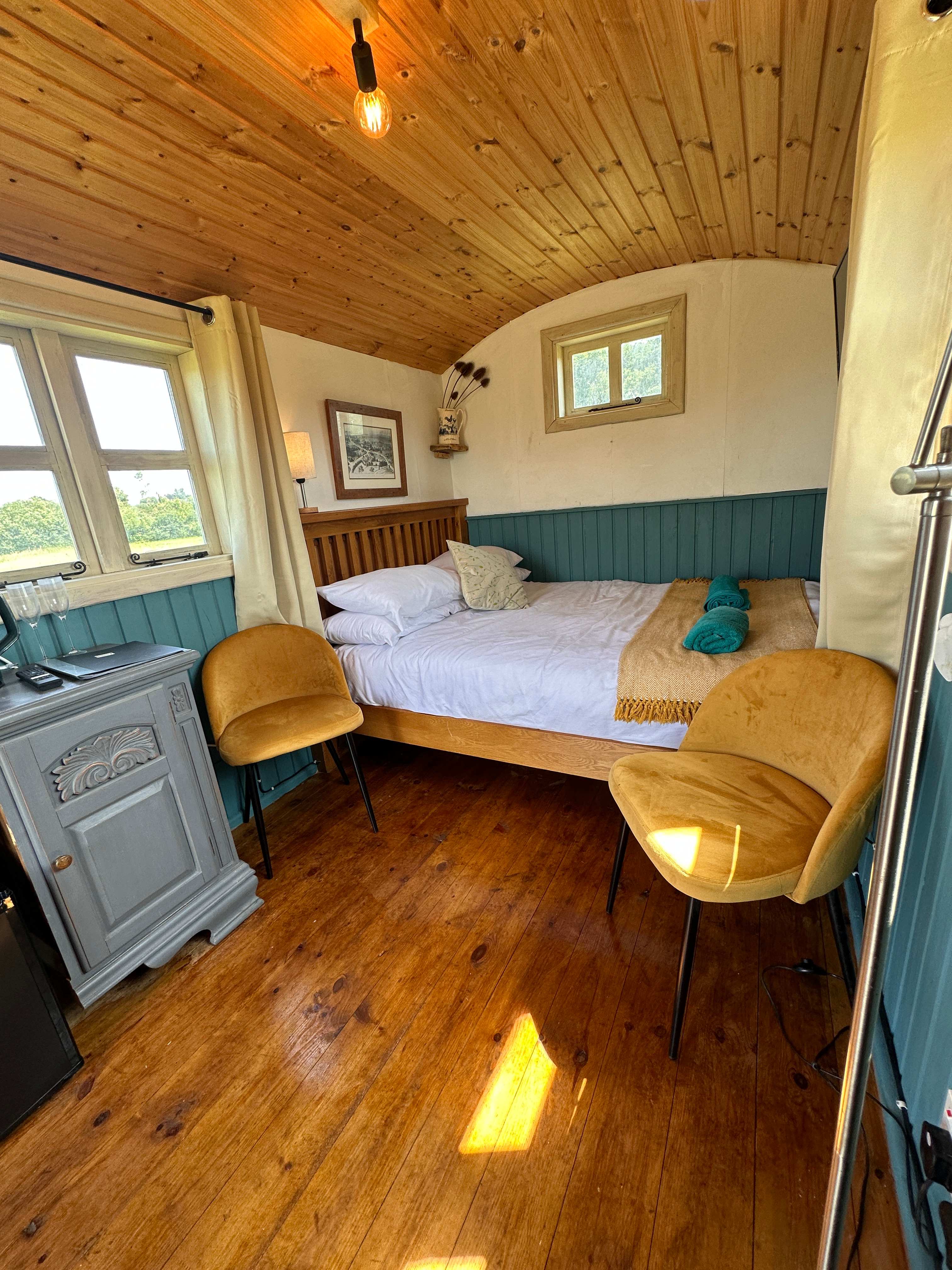 Buzzard Holt Hosting