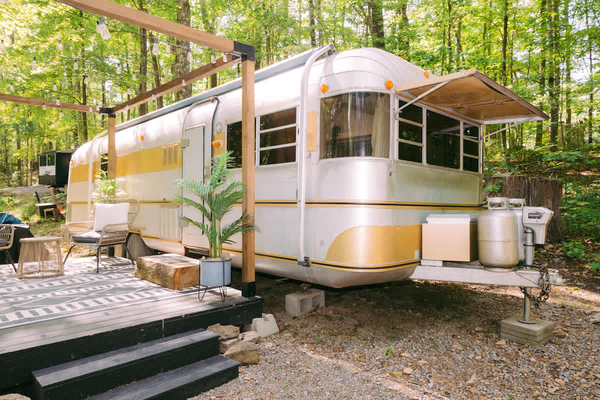 Rustic Acres - Elevated RV Camping