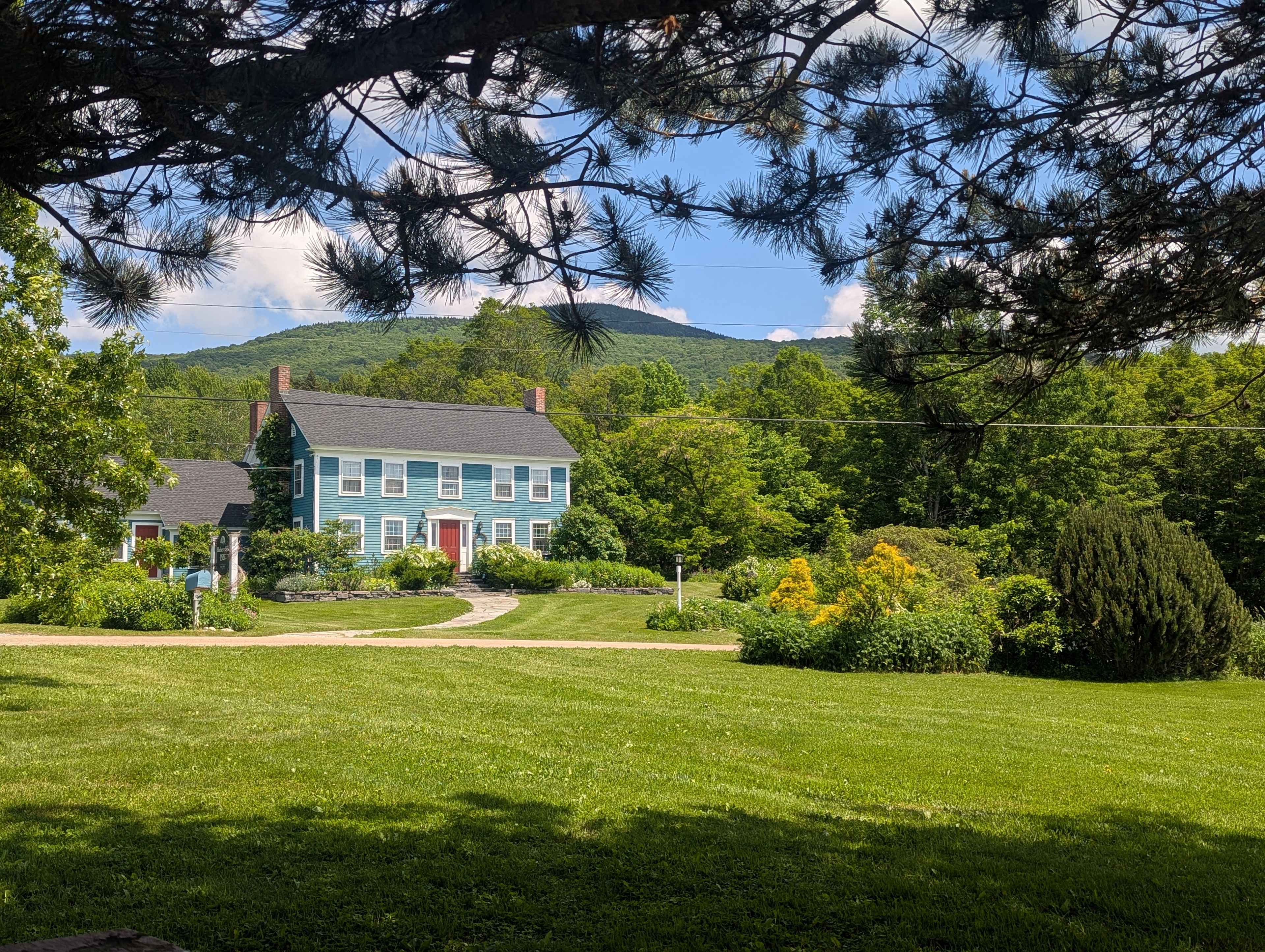BlueberryHill  Field Camp