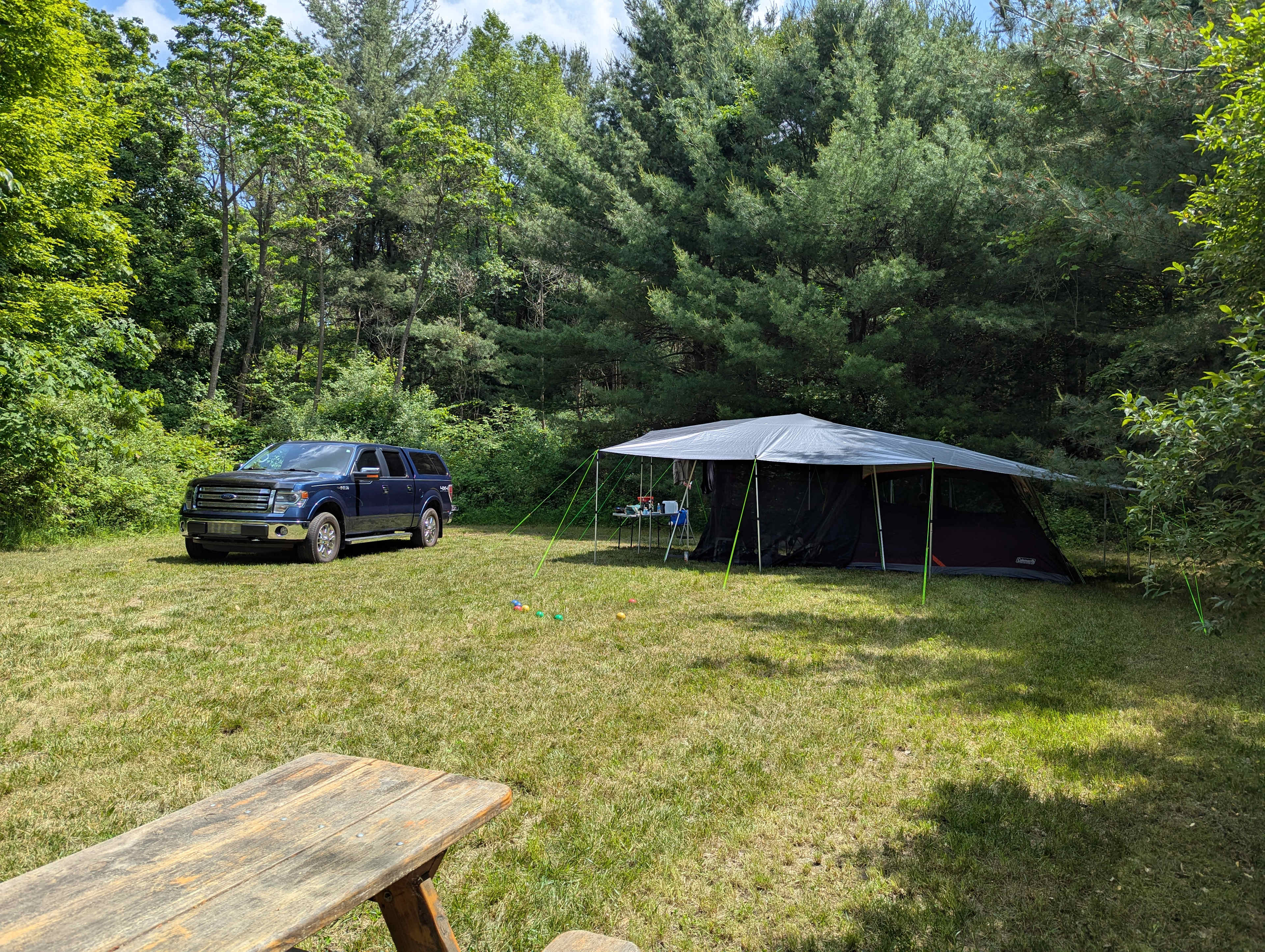 B Mo's Hideout