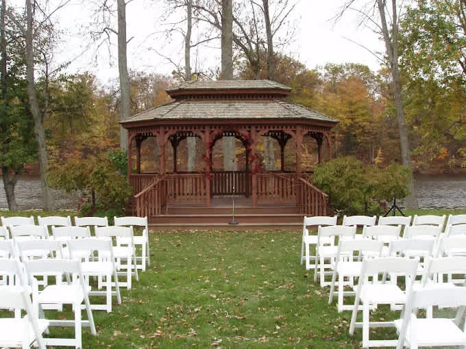 Hickory Ridge Golf &  RV Resort