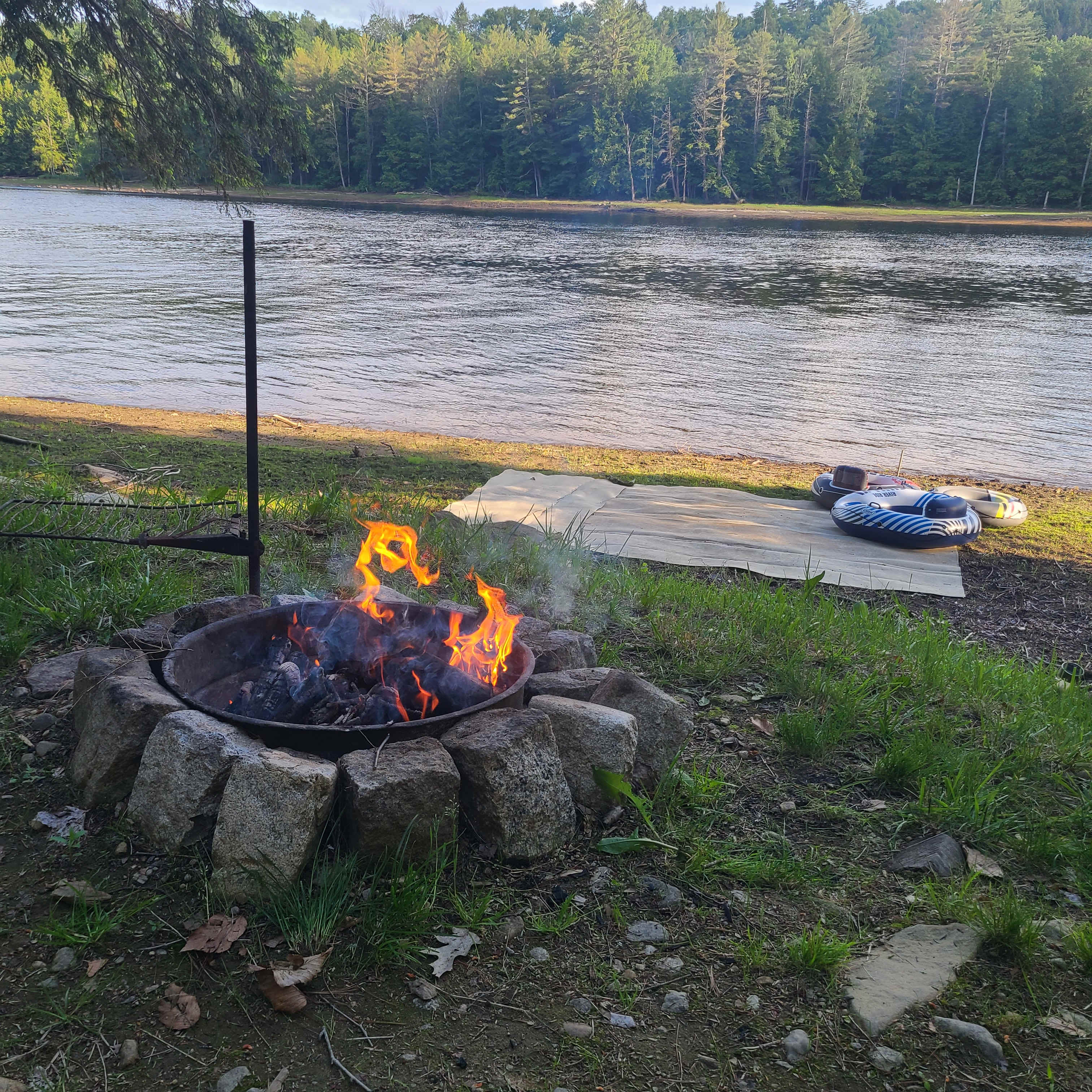 Riverfront Ritz Campsite