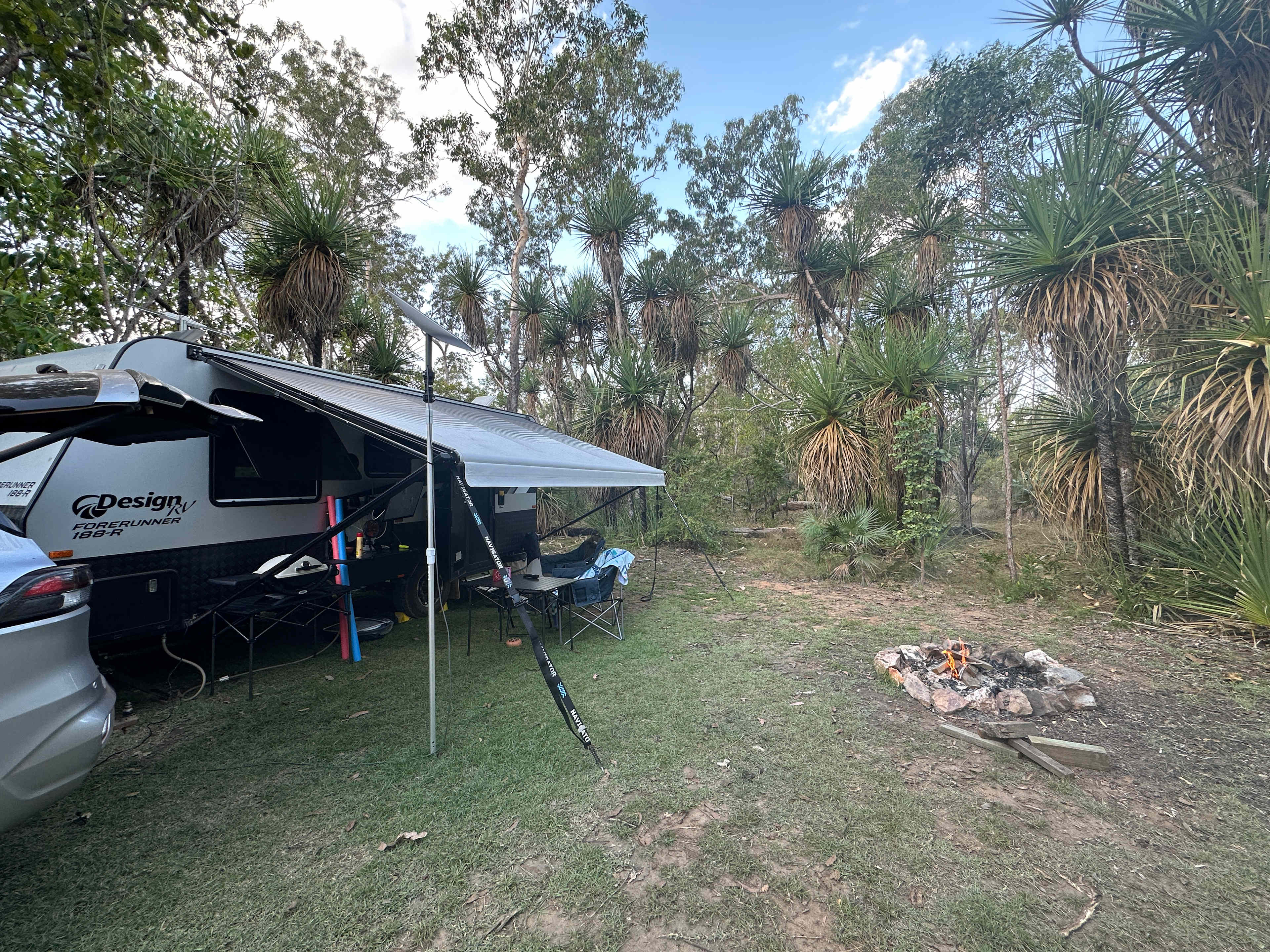 Middle Camp & Stay- Berry Springs