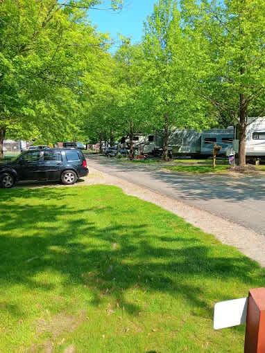 Cross Creek Camping Resort