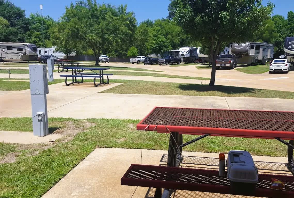 Shady Pines RV Park