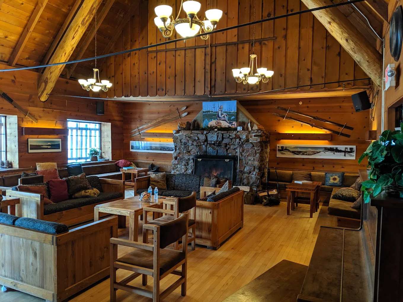 Clair Tappaan Lodge