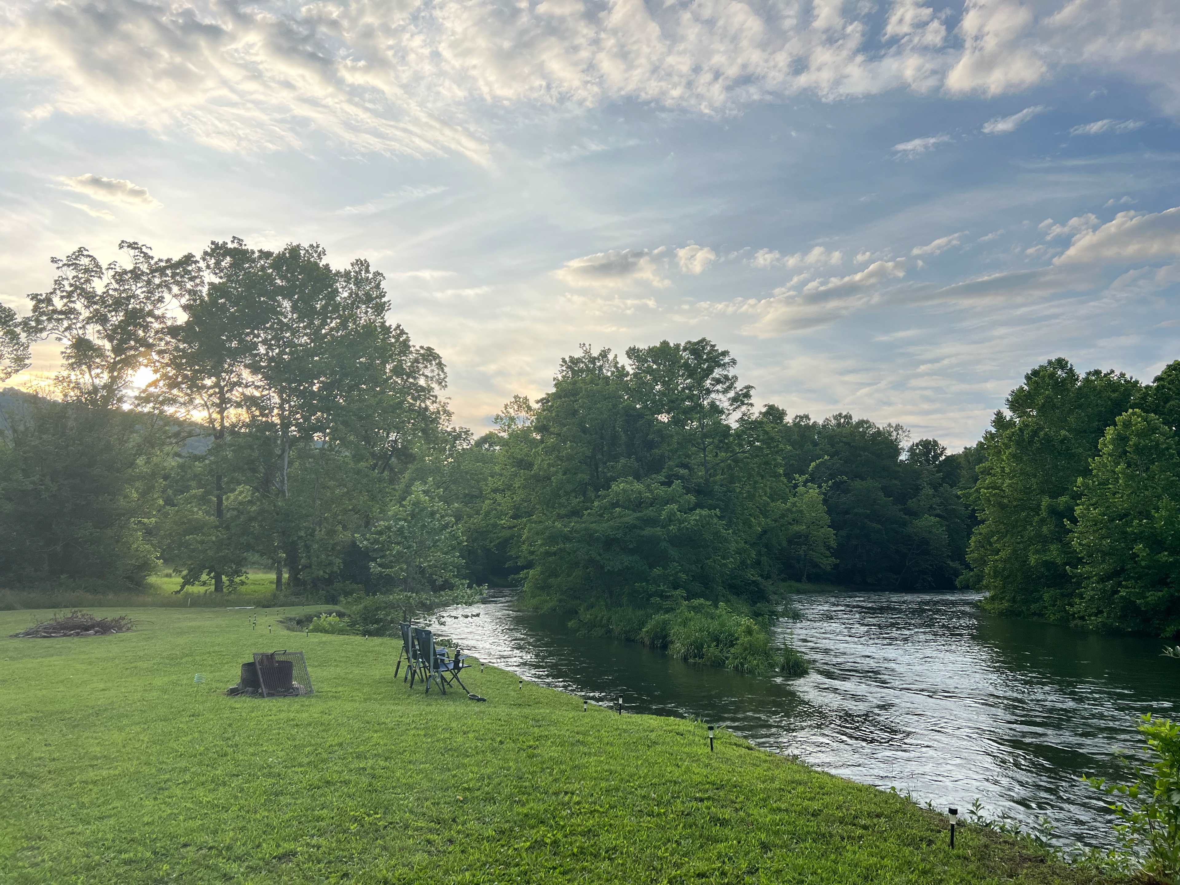 Shirley's River Retreat