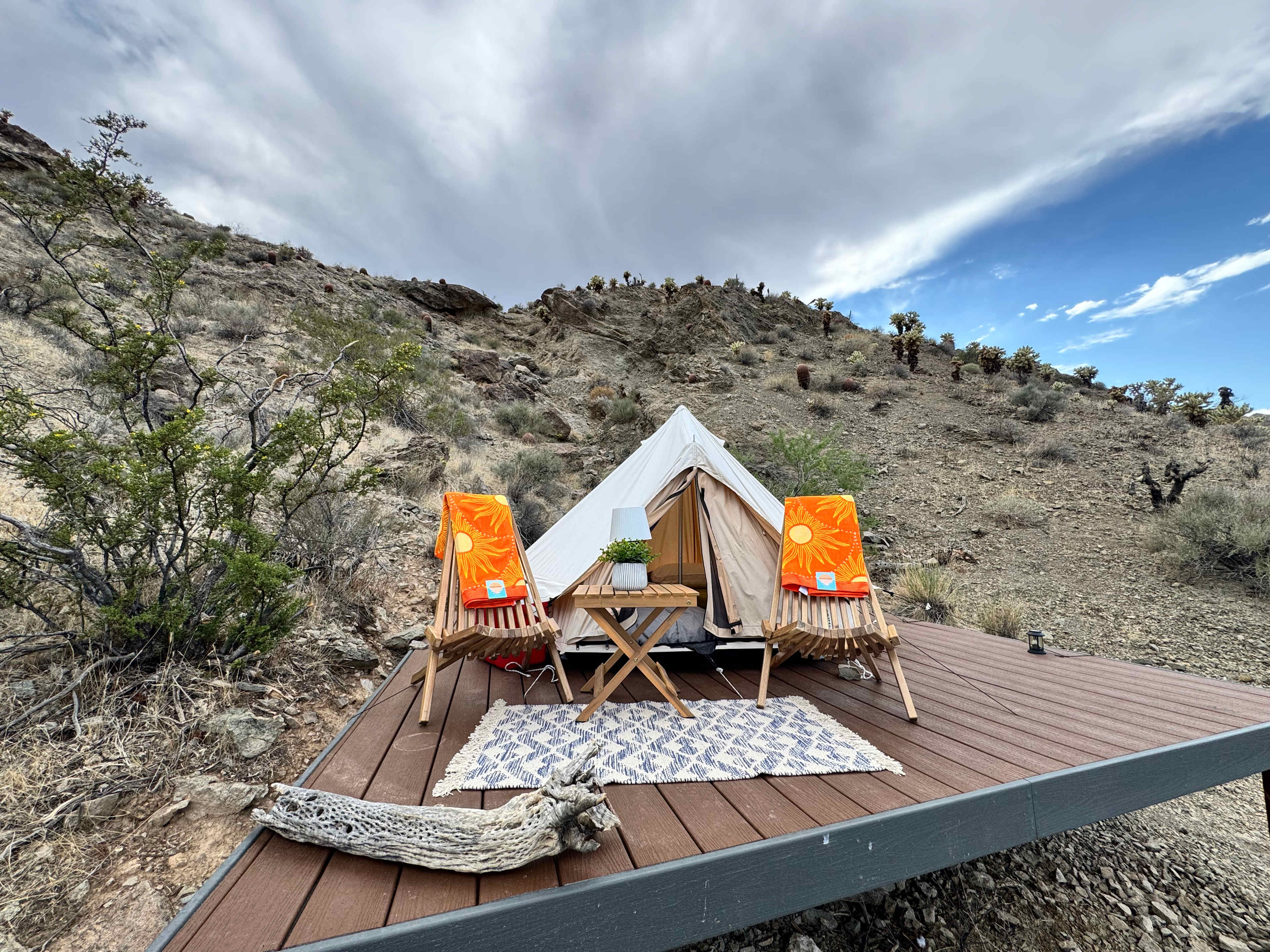 Cozy deck/lounging chairs with views of the sunset, stars and sunrise. Perfect morning coffee spot!