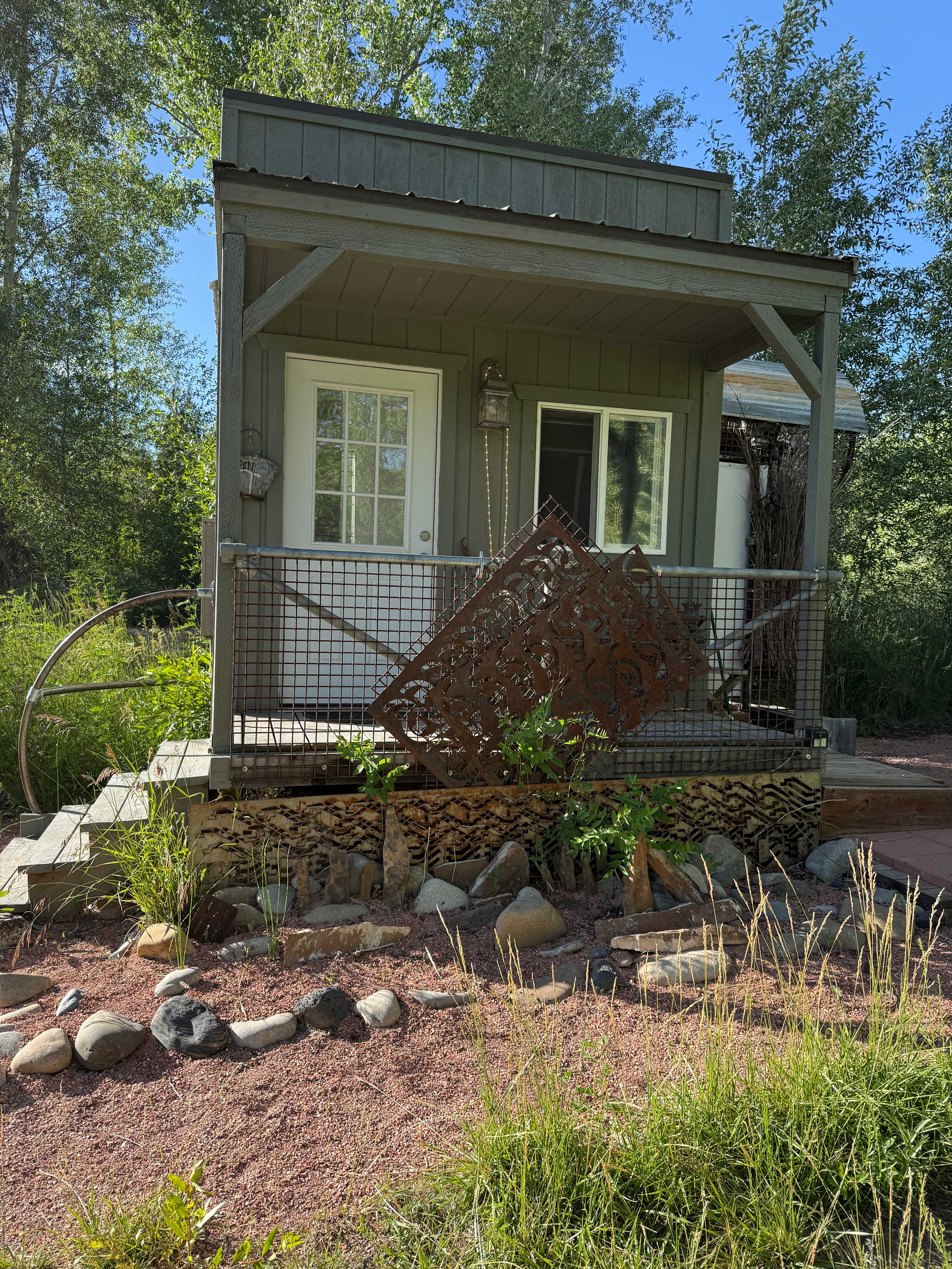 Riverwalk Yurt, luxury on river