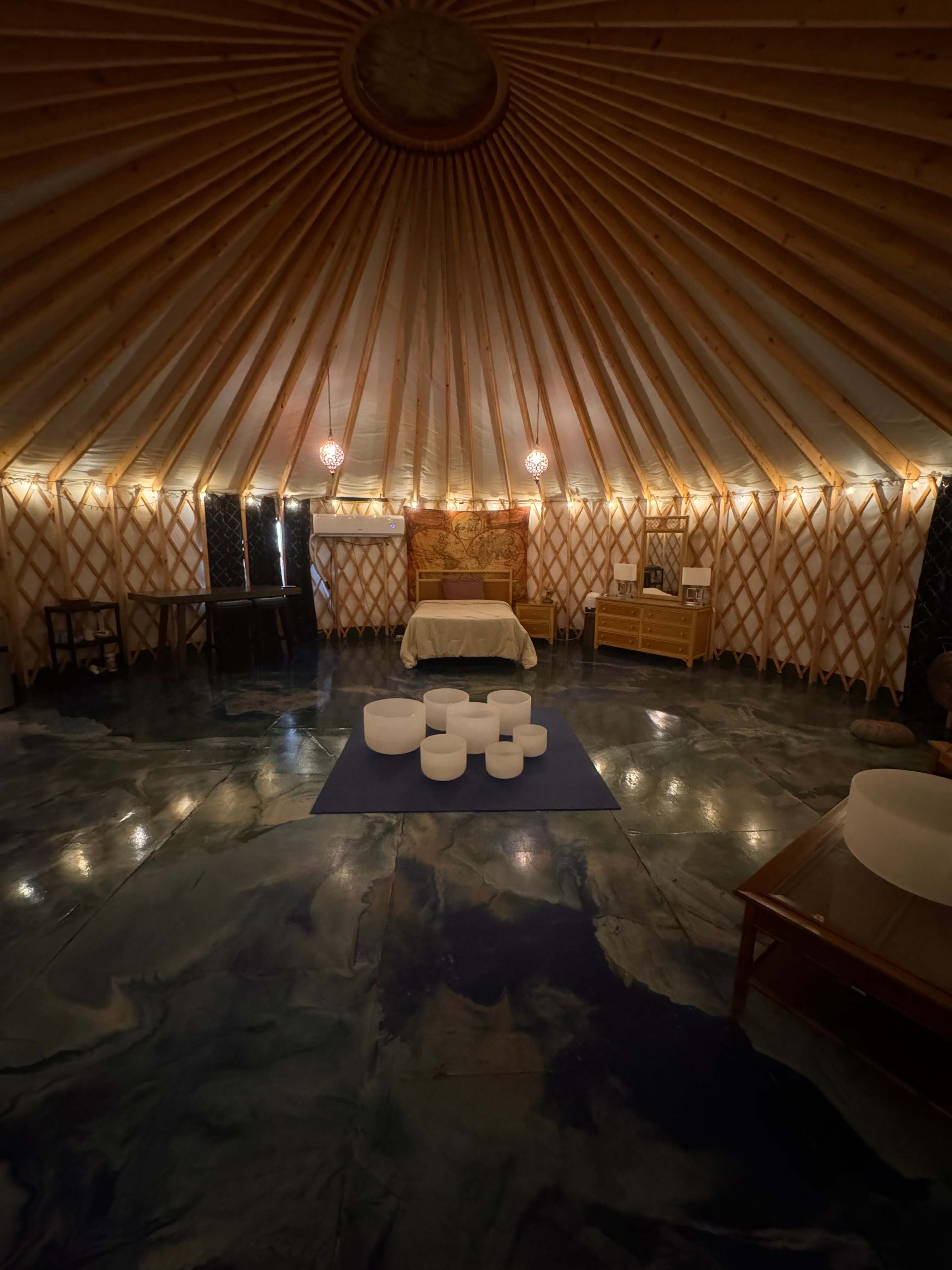 Yurt Glamping Nature in the City