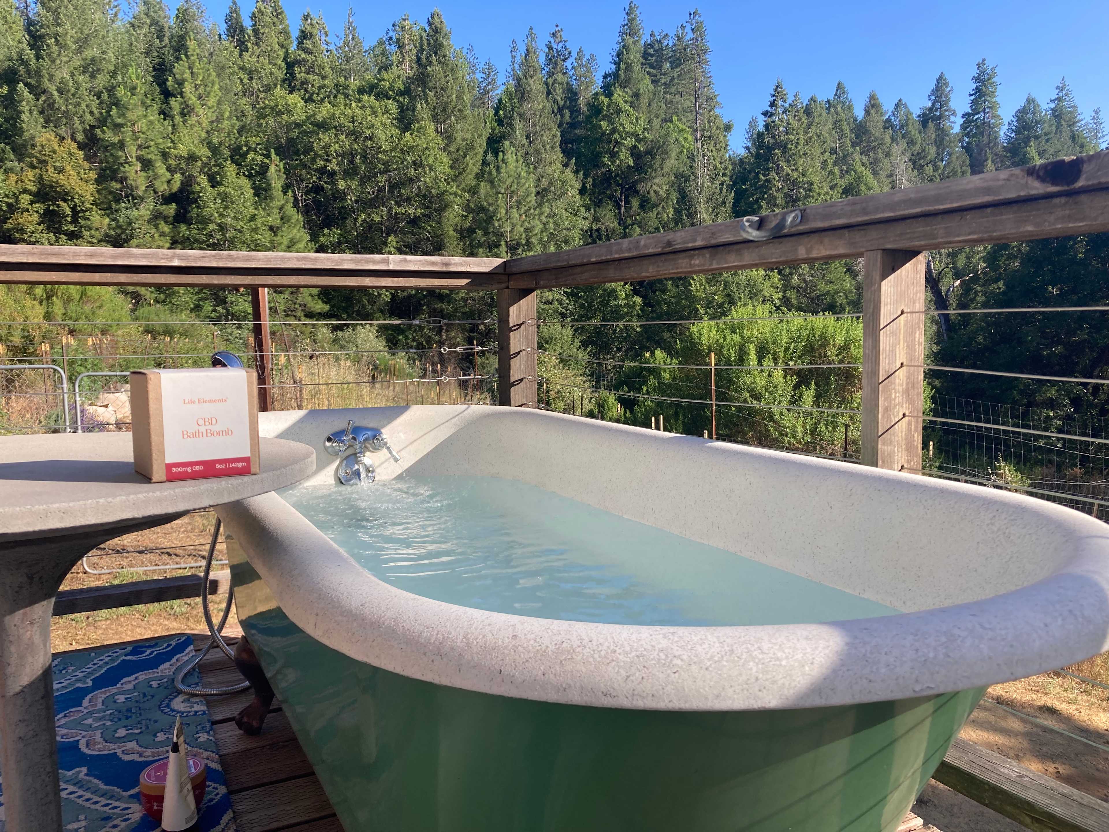 Rollins Lake Retreats, A/C & WIFI