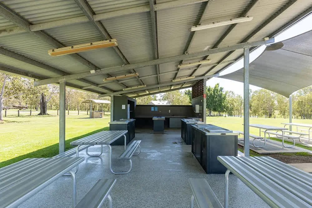 NRMA Lake Somerset Holiday Park
