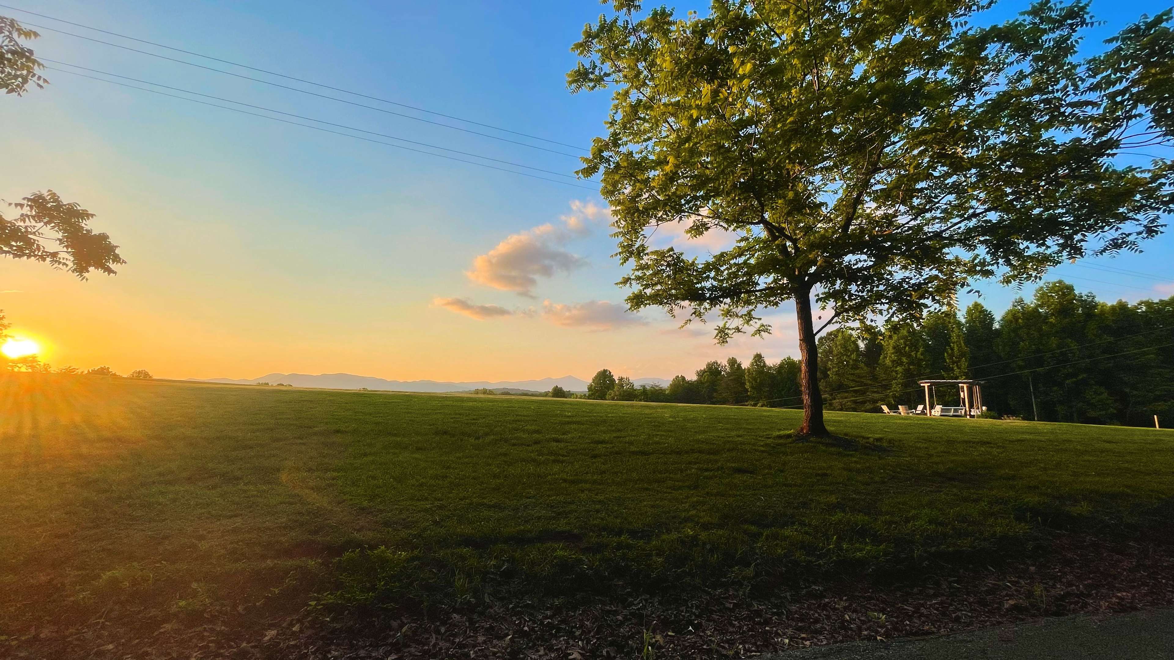 Mountain View Sip and Stay