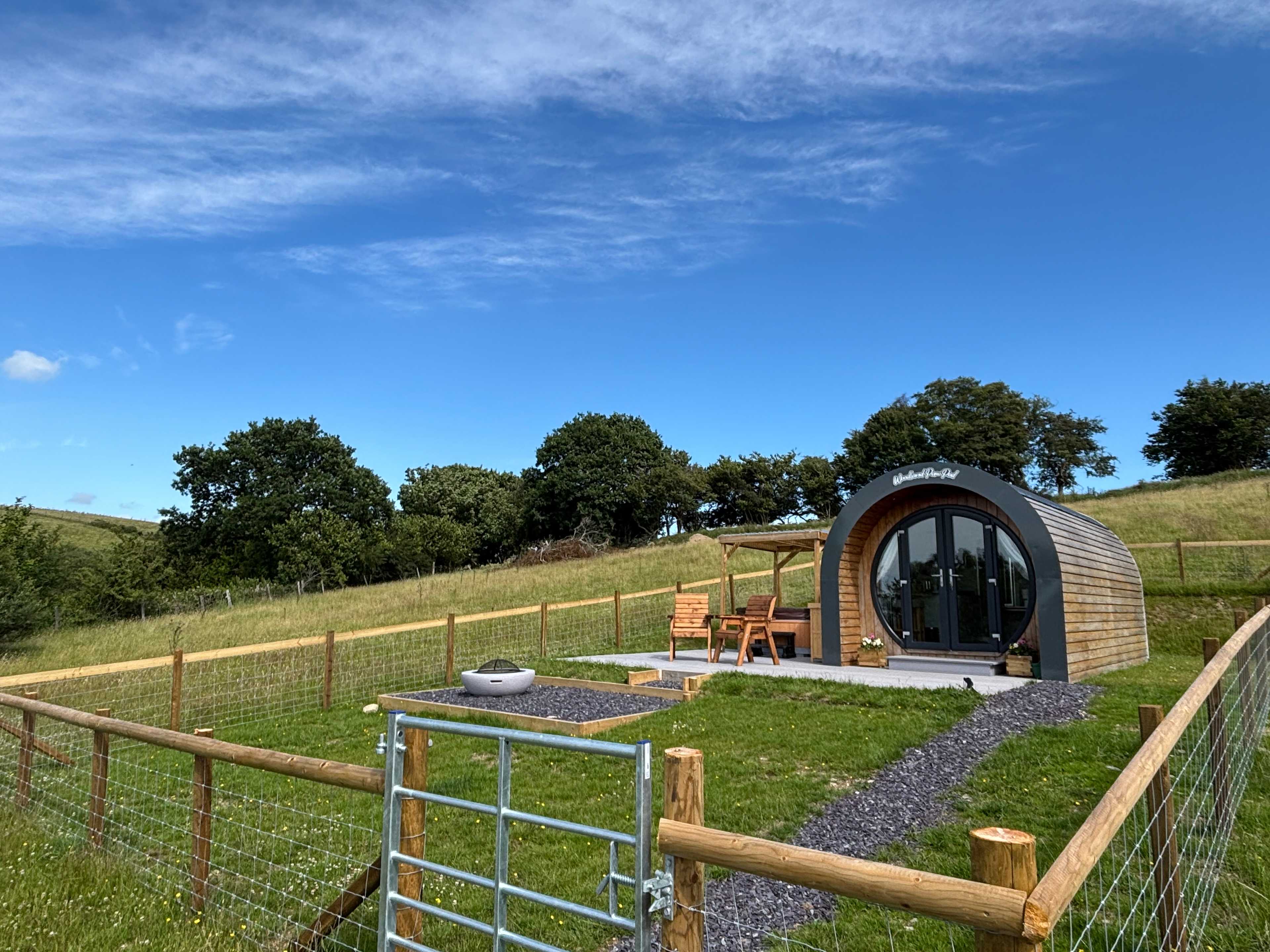 Four Paws Glamping
