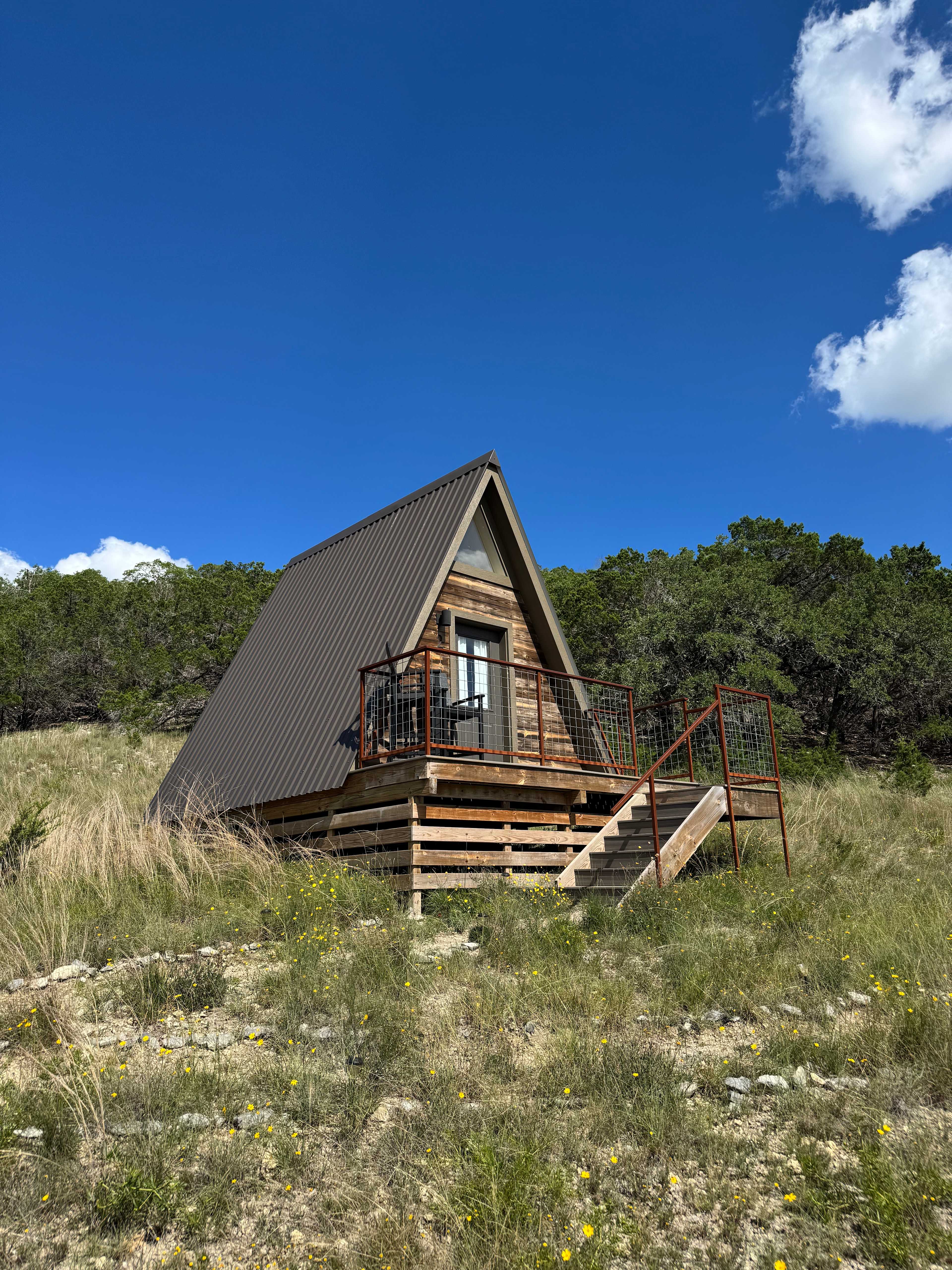 The Charmadillo: Glamping Resort