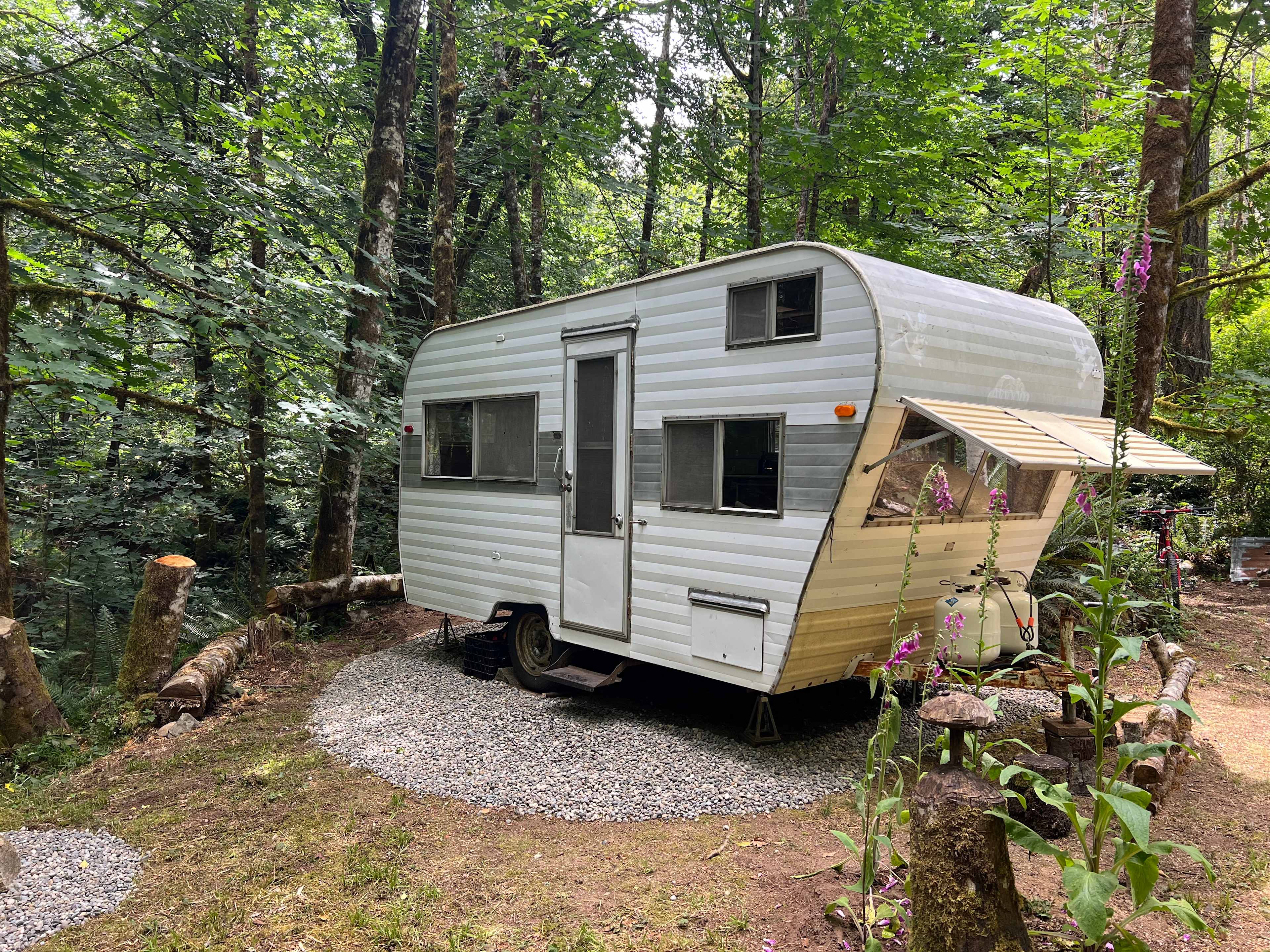 Neighborwood: An Eco Retreat