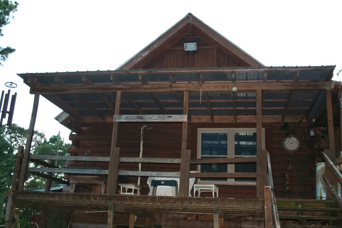 Bland Lake Hideaway