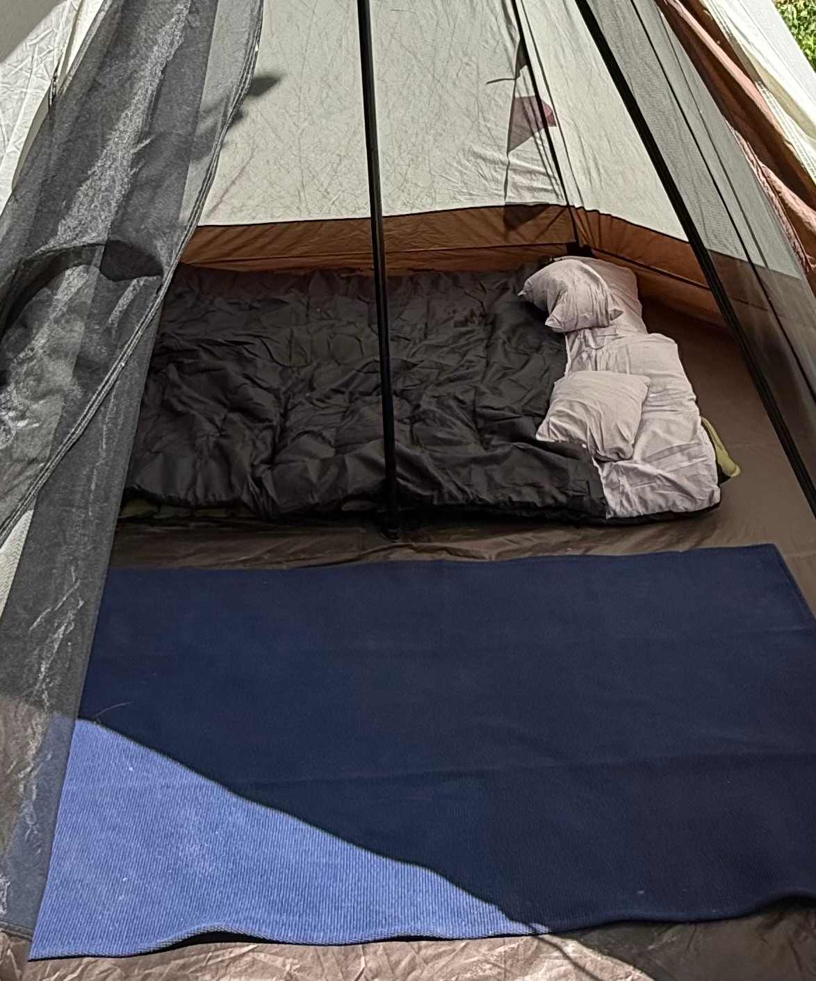 Double sleeping bag And air mattresses provided, or BYO. 