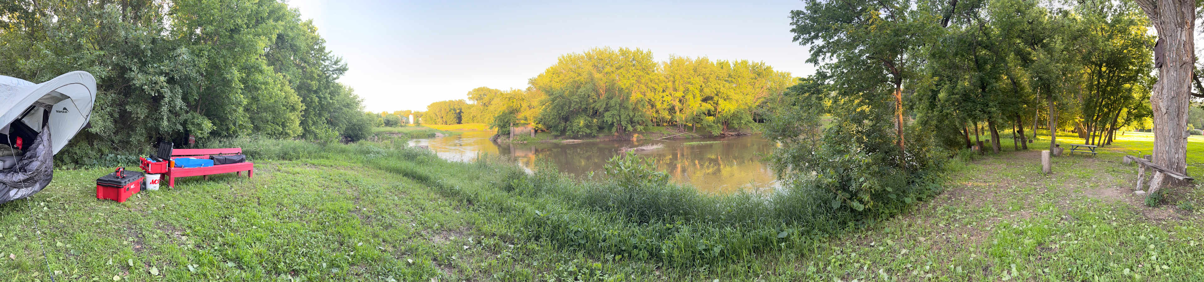 Tent site by the river 