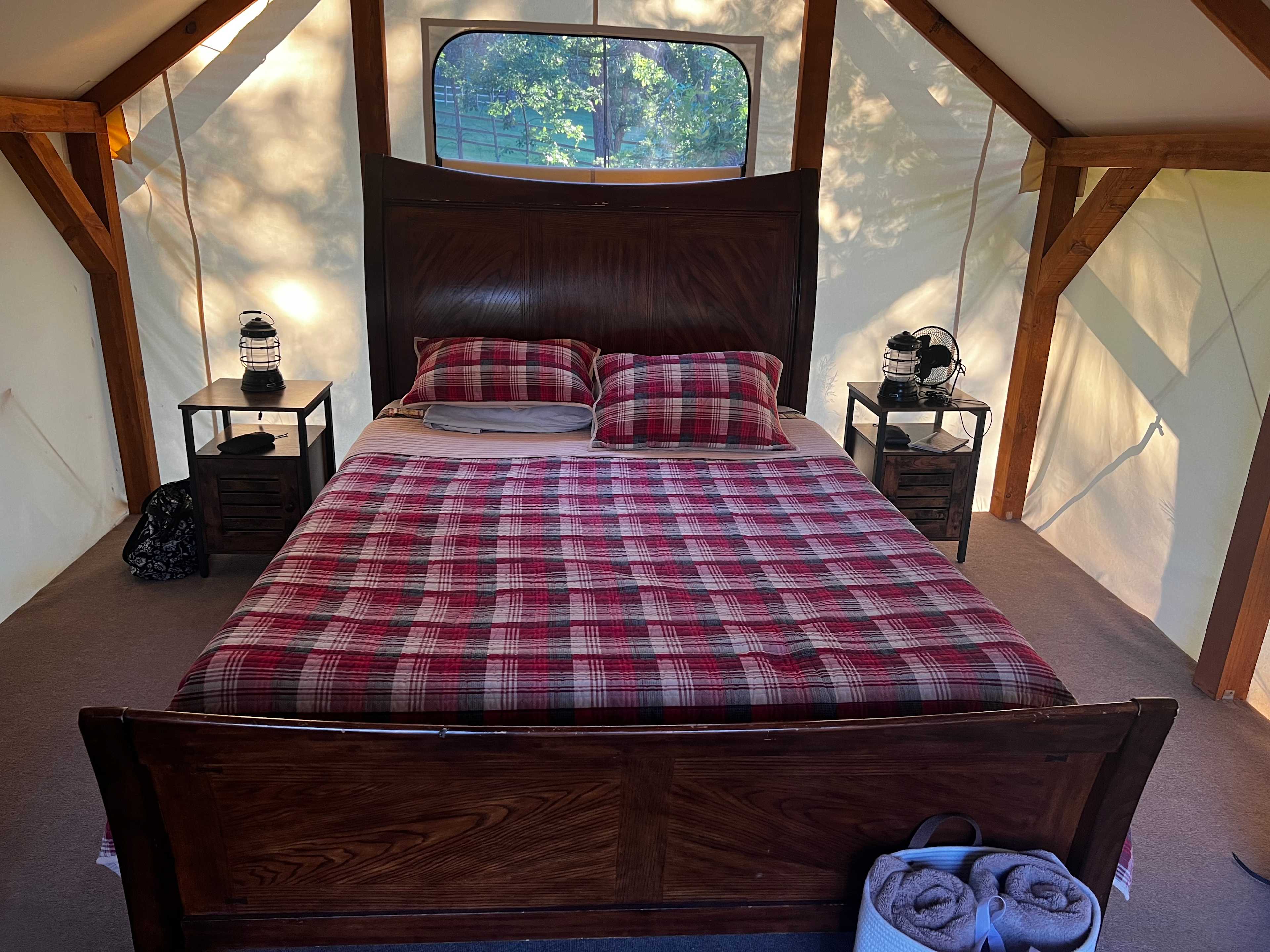 Bear Den Cabins & Camp