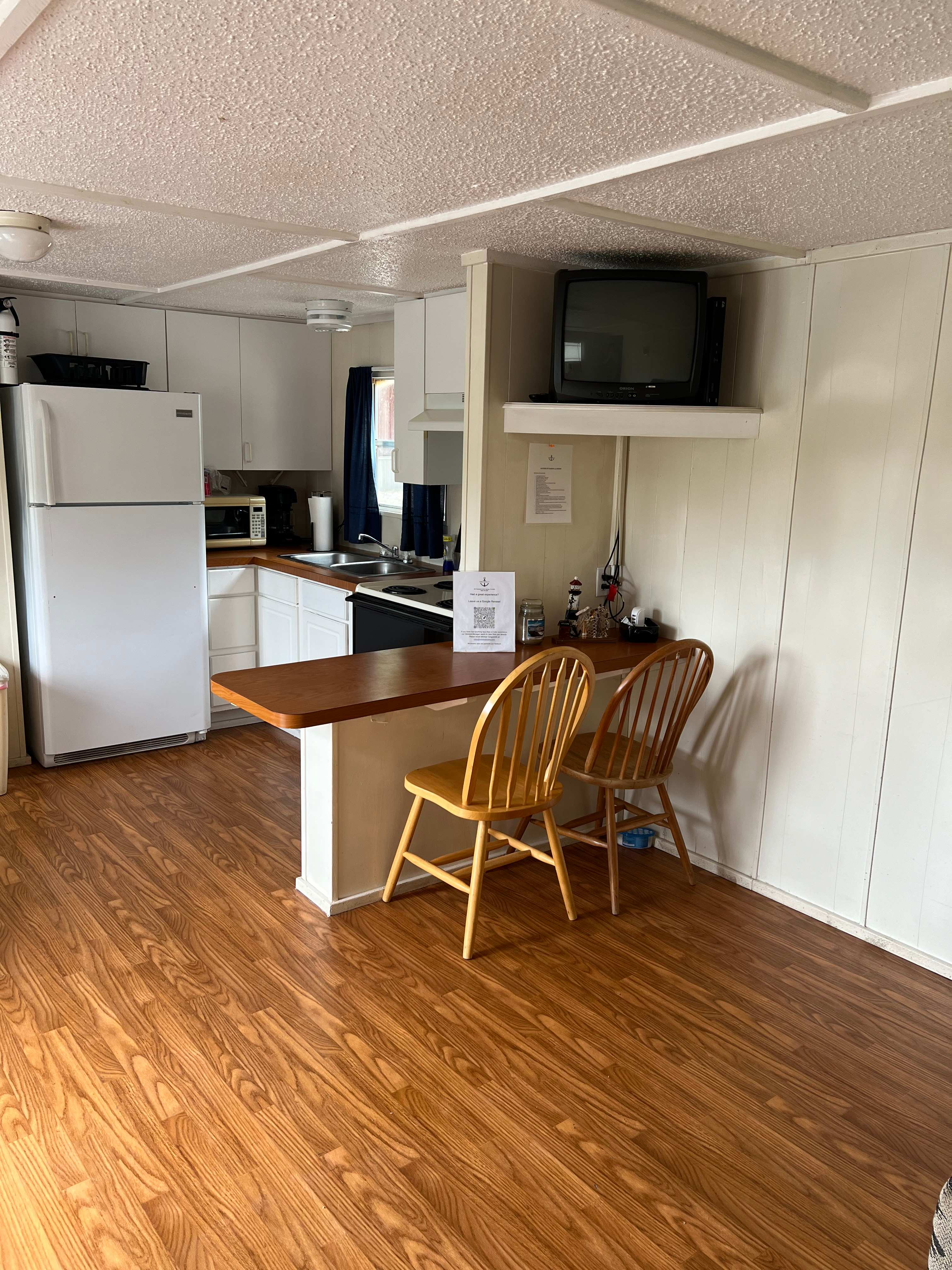 Anchor Inn Marina and Resort