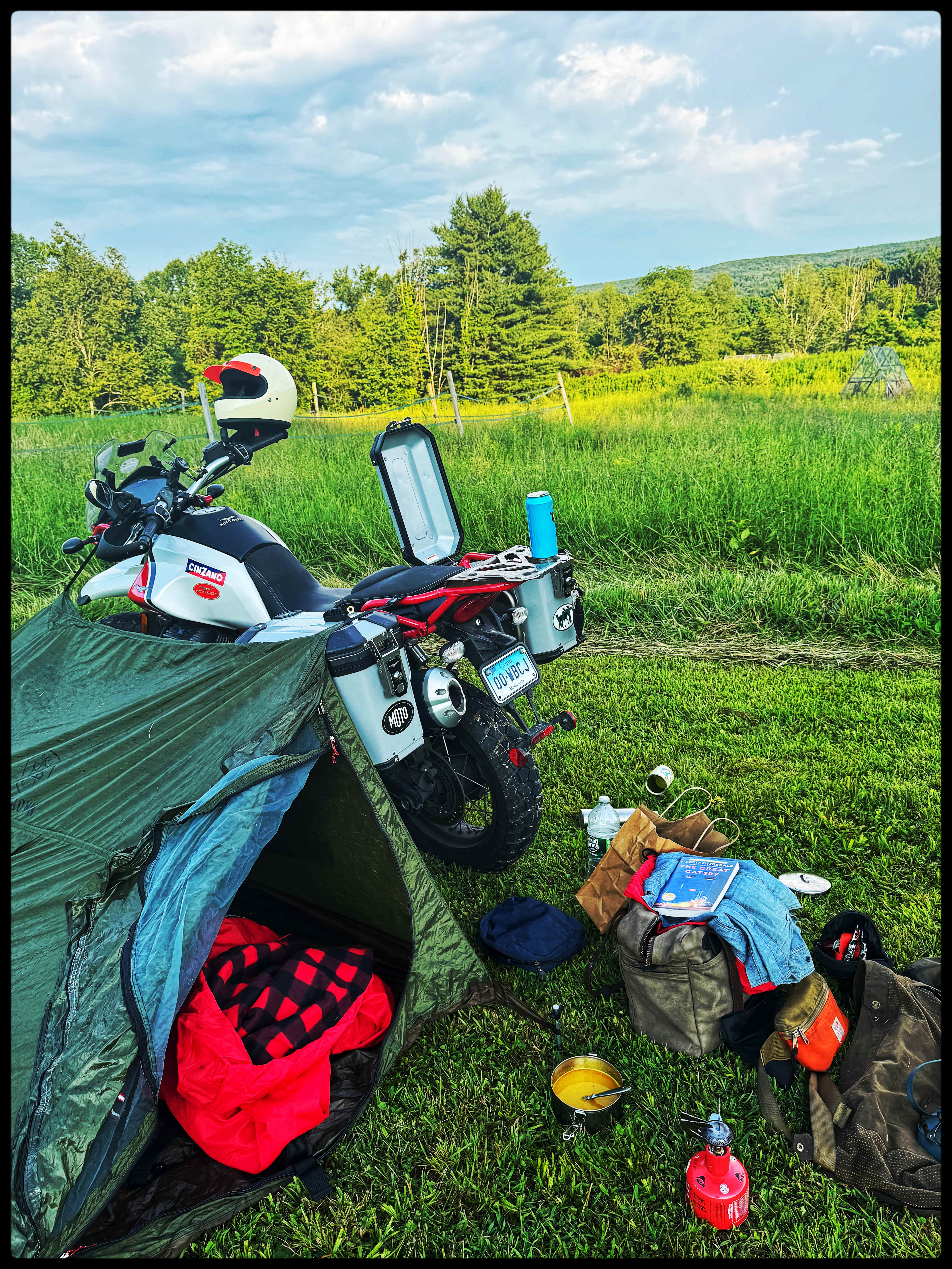 Gunx Camping On A Horse Farm!