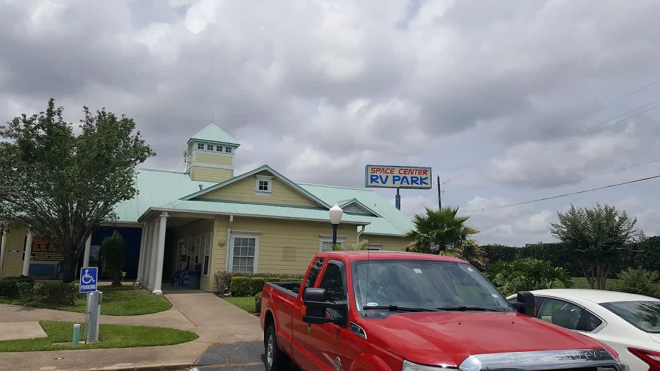 Space Center RV Resort