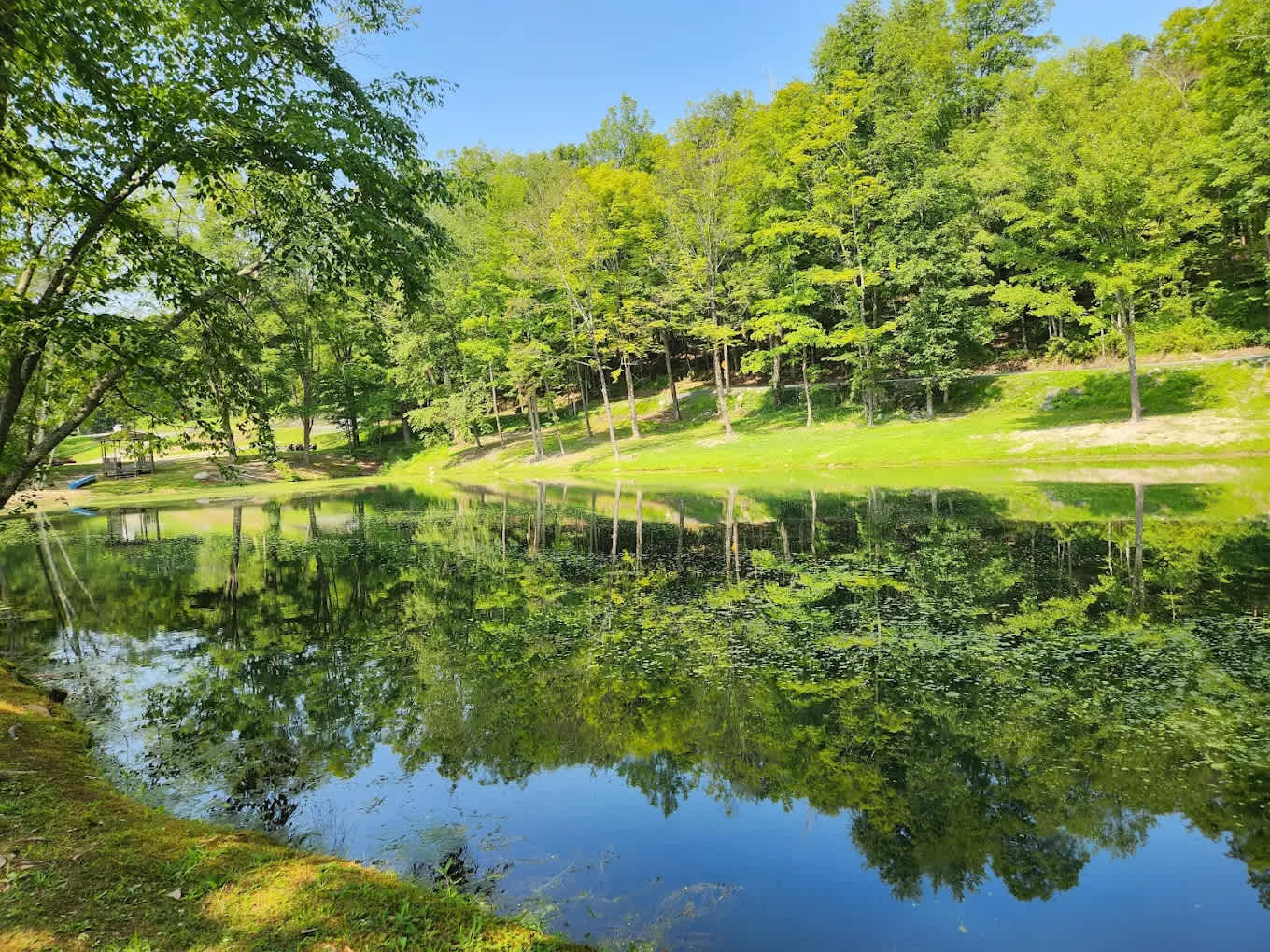 Benchmark Hideaway Campground
