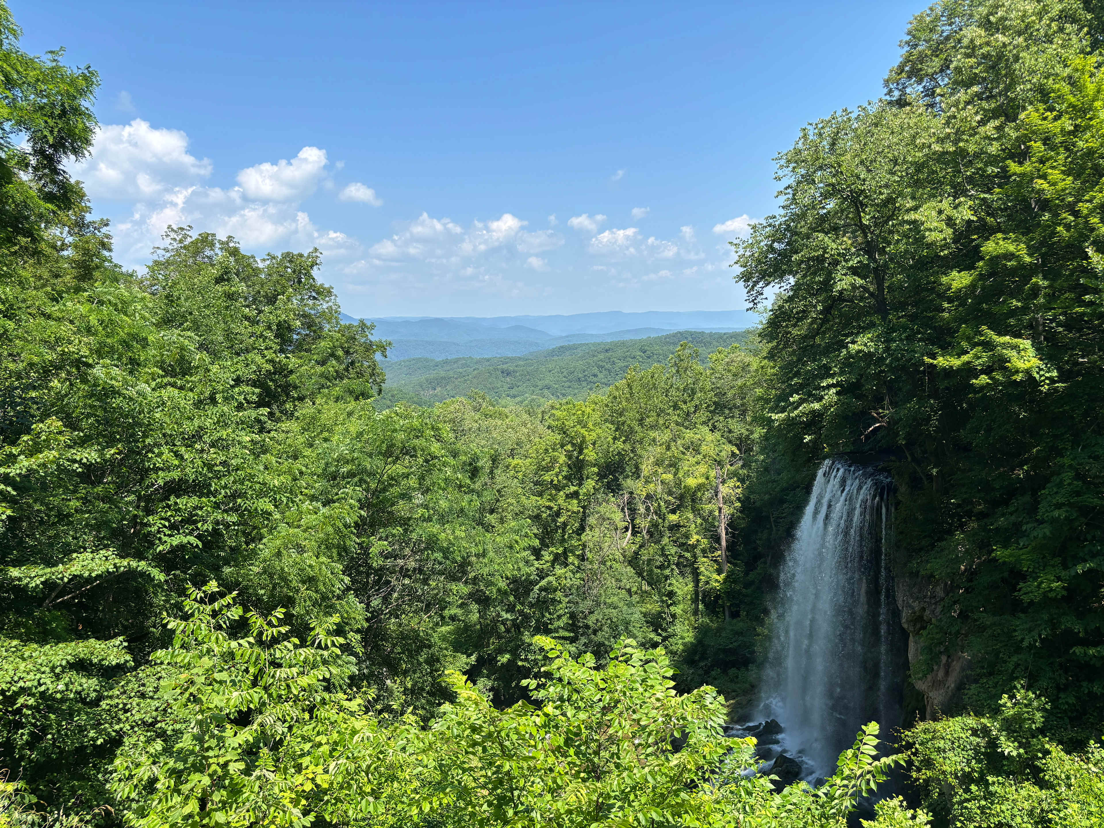 Shirley's River Retreat