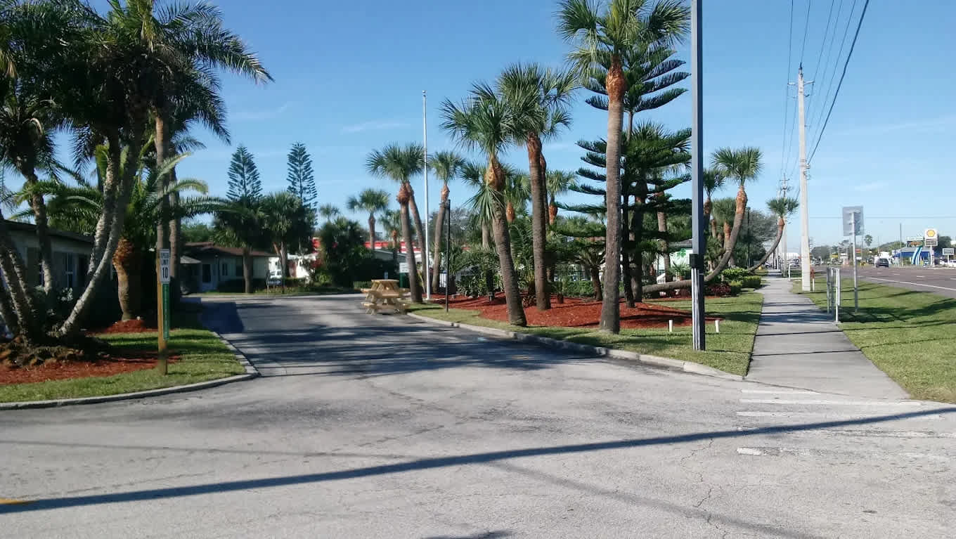 Lucky Clover RV and Mobile Home Park