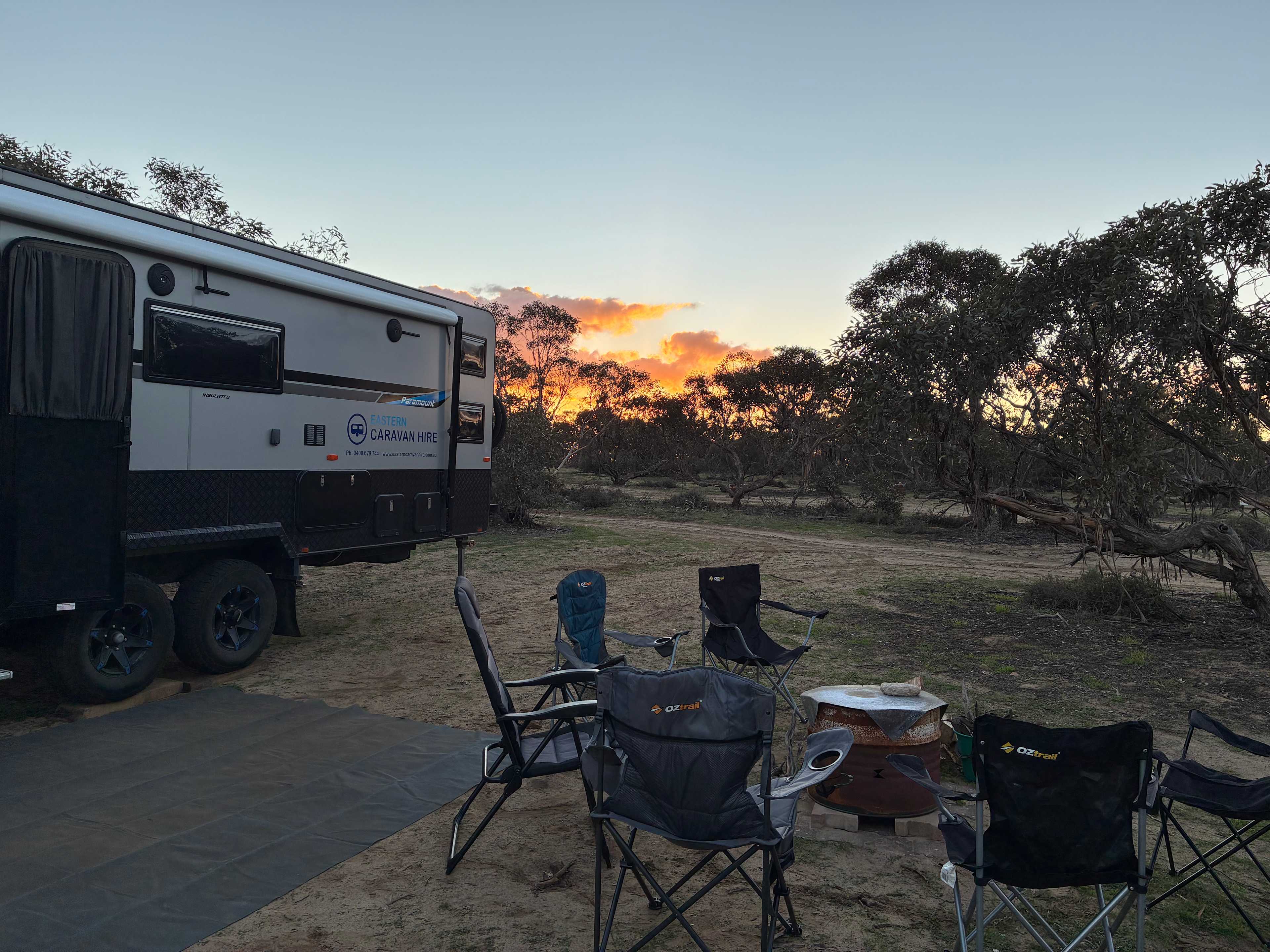 Currawong Corner - Vans, RV & tents