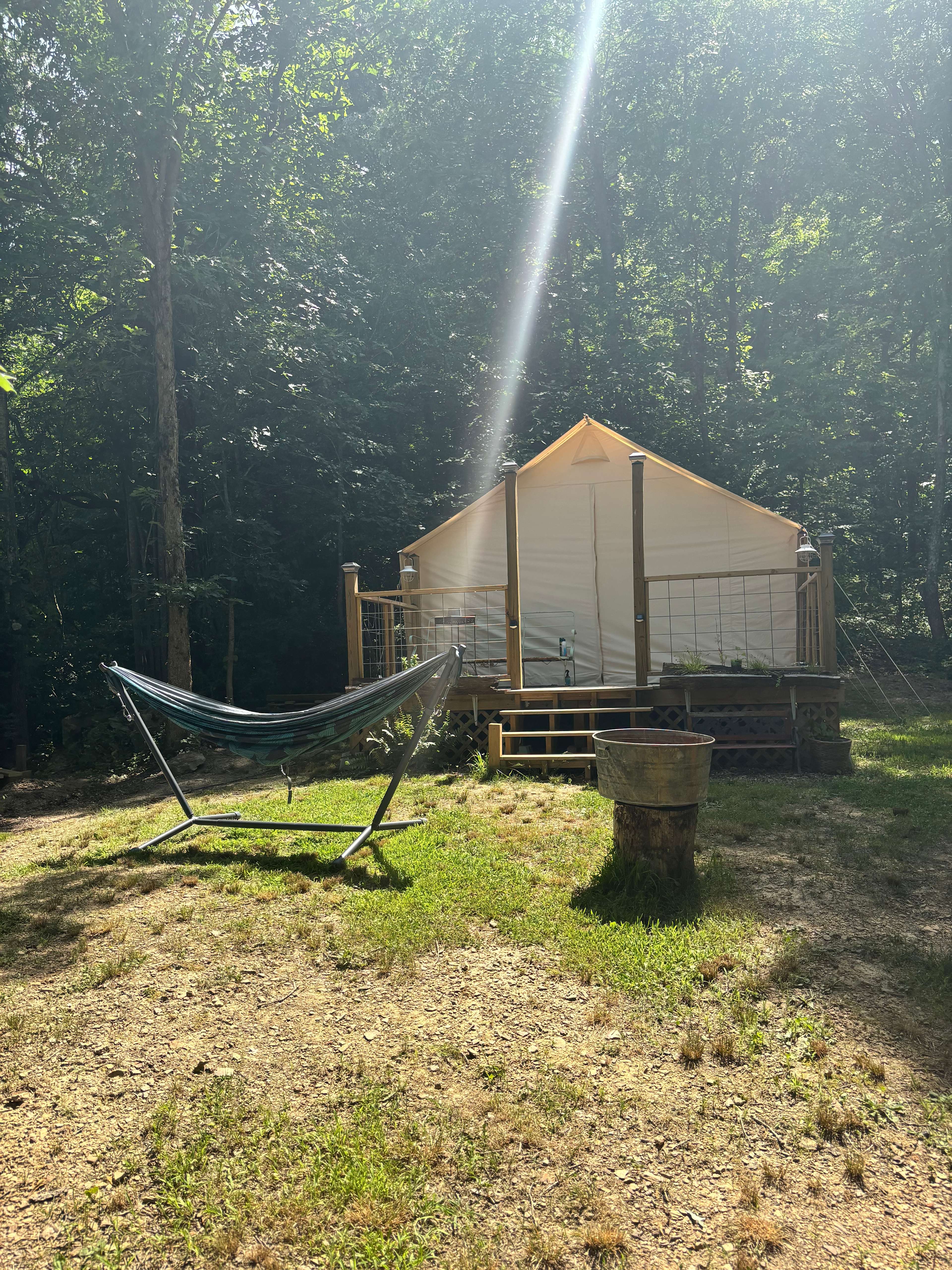 Hilltop Sunrise Wall tent, Van Life