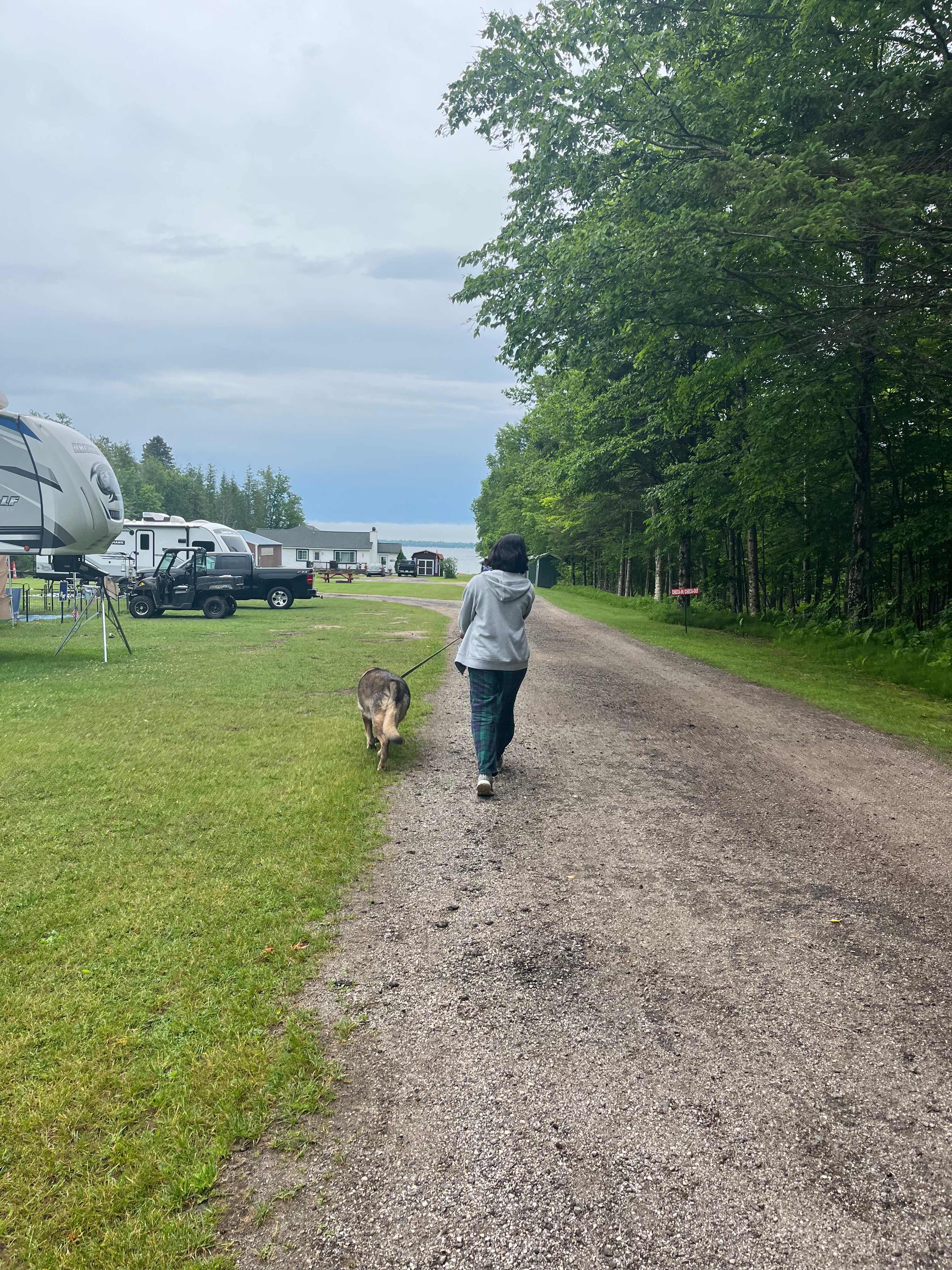 Elli's Lazy Days Resort & Campground