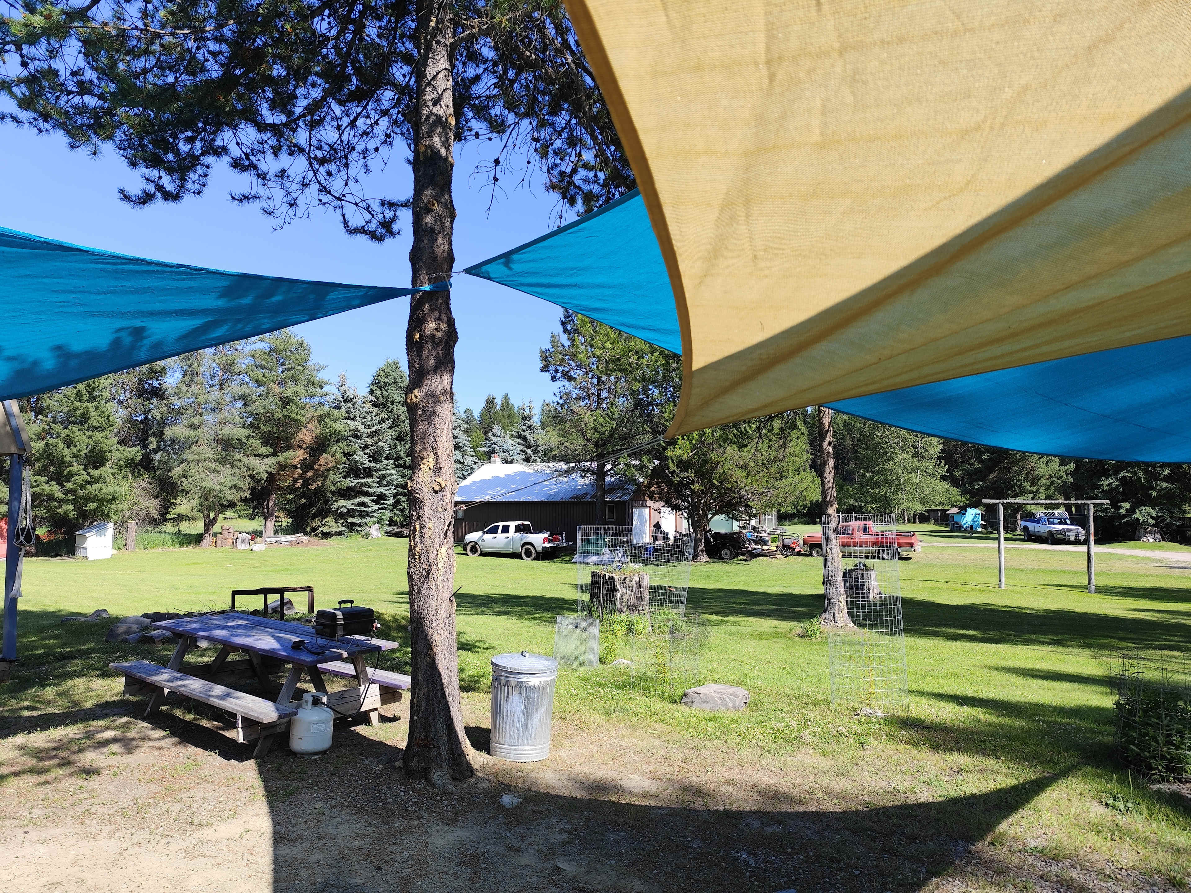 Shameless Oasis Lodging and Camping