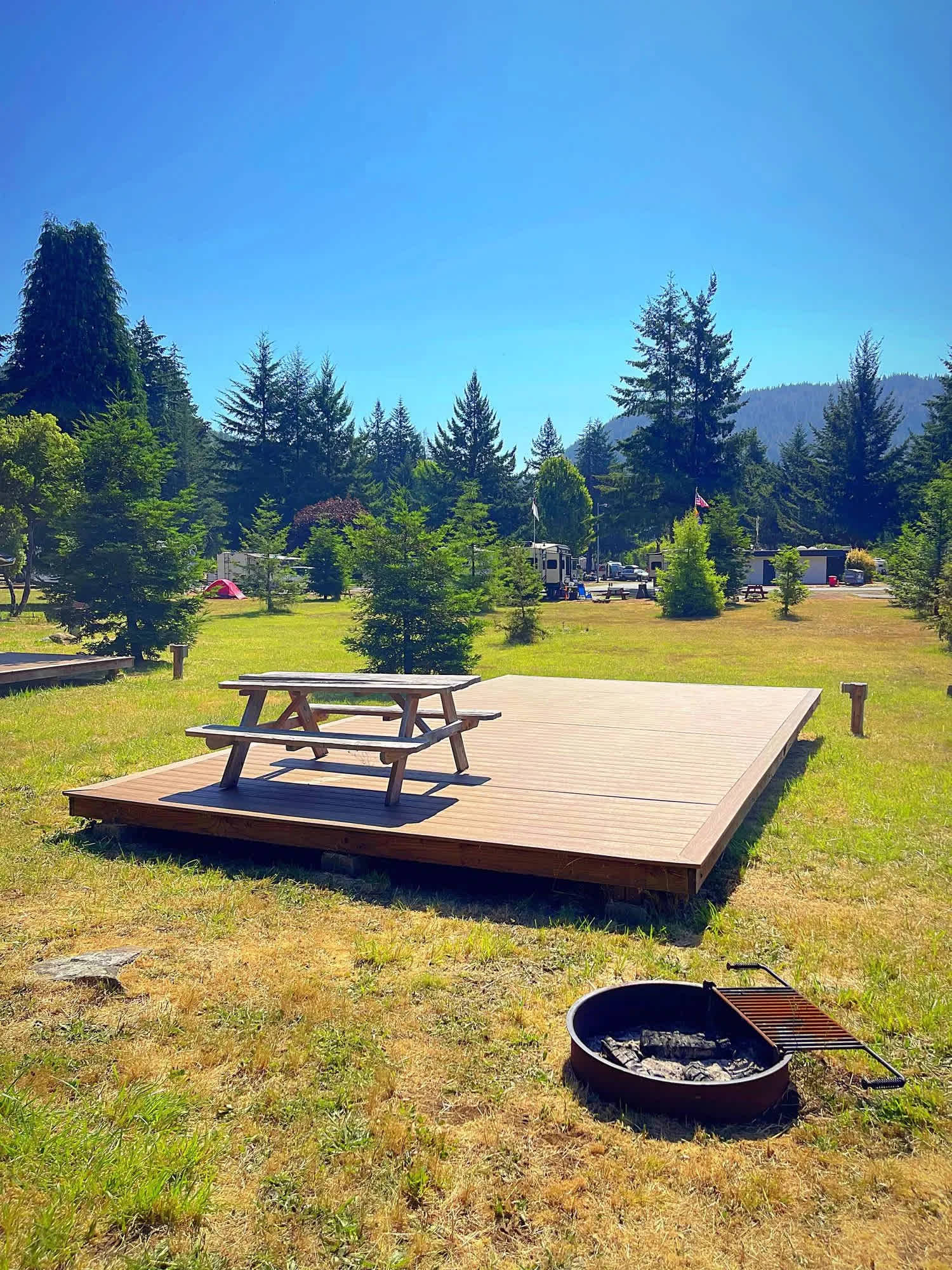 Redwood Meadows RV Resort