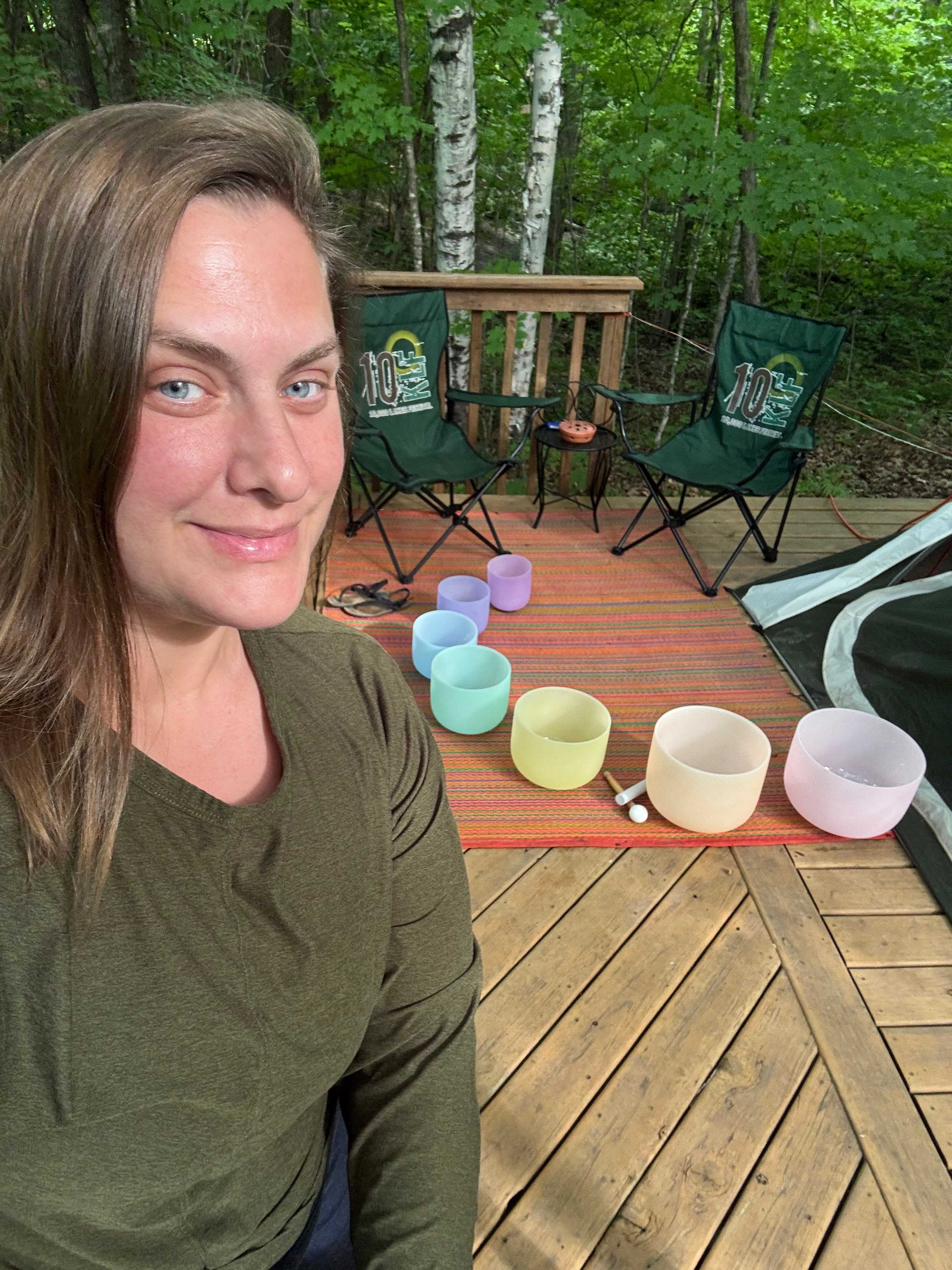 Forest retreat vibes 🌿✨ Sound healing, solitude, and the sweetest peace.