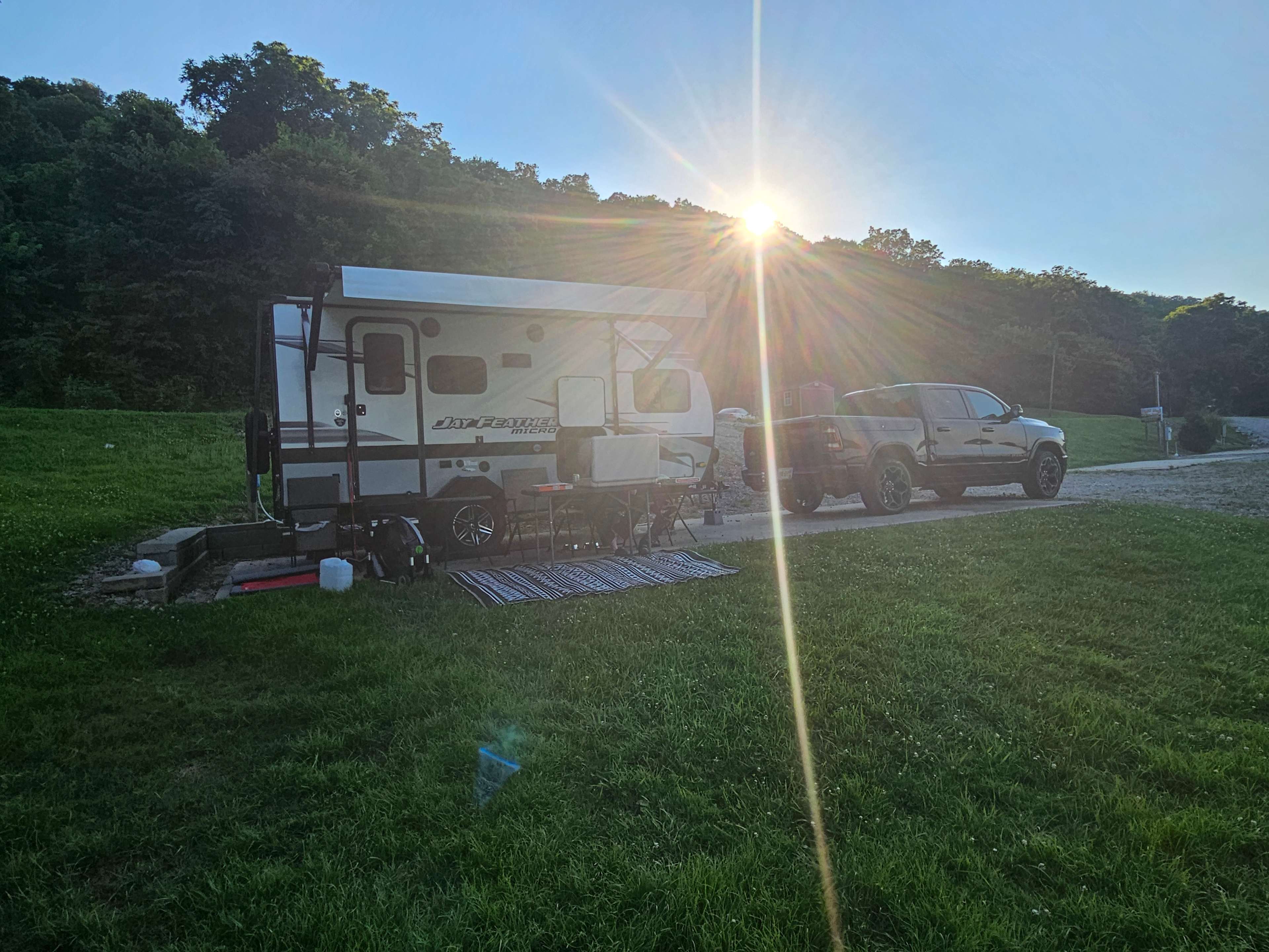 A Notch Above-RV Riverside Campsite