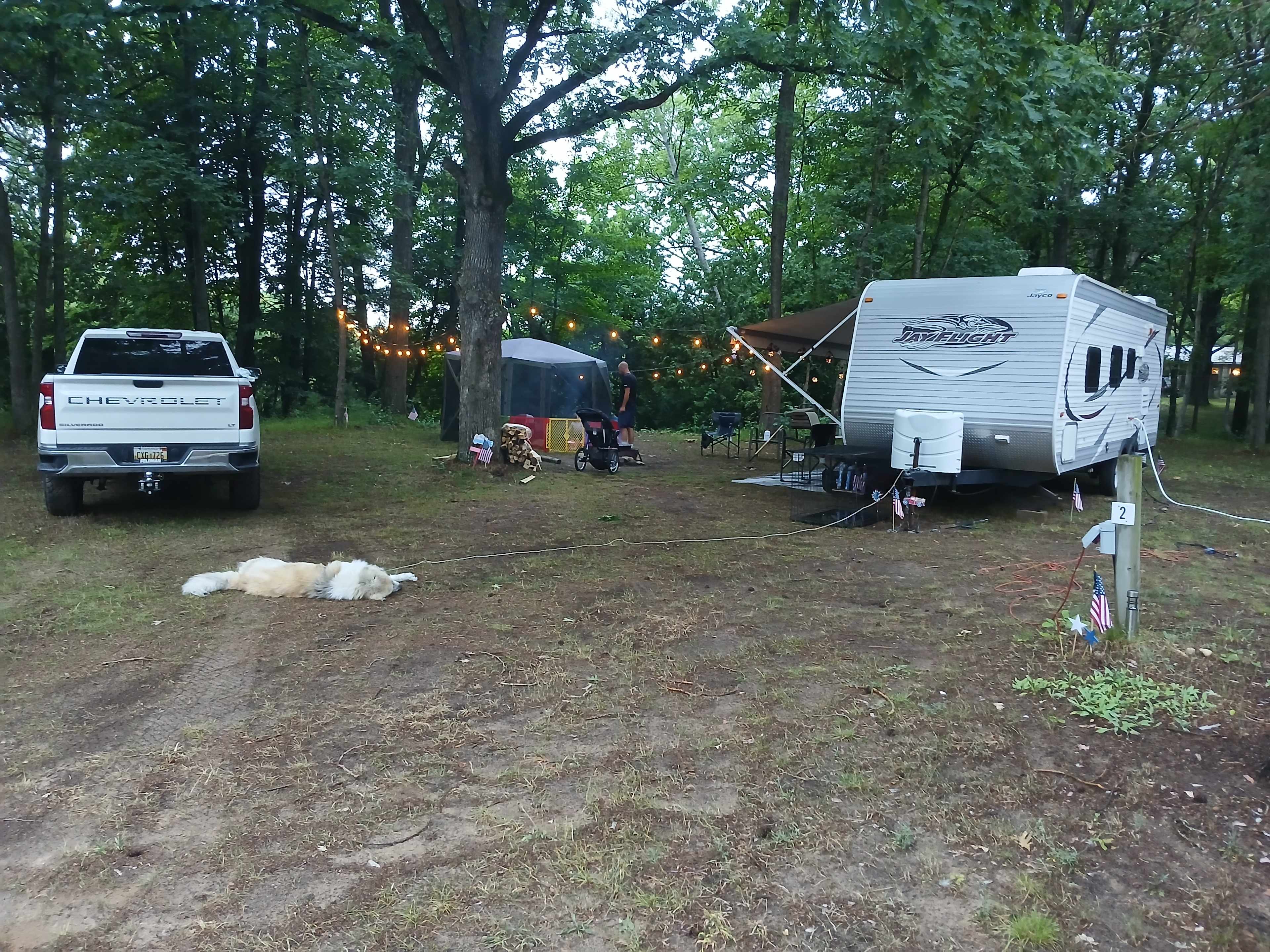 Gray's Riverside Camp