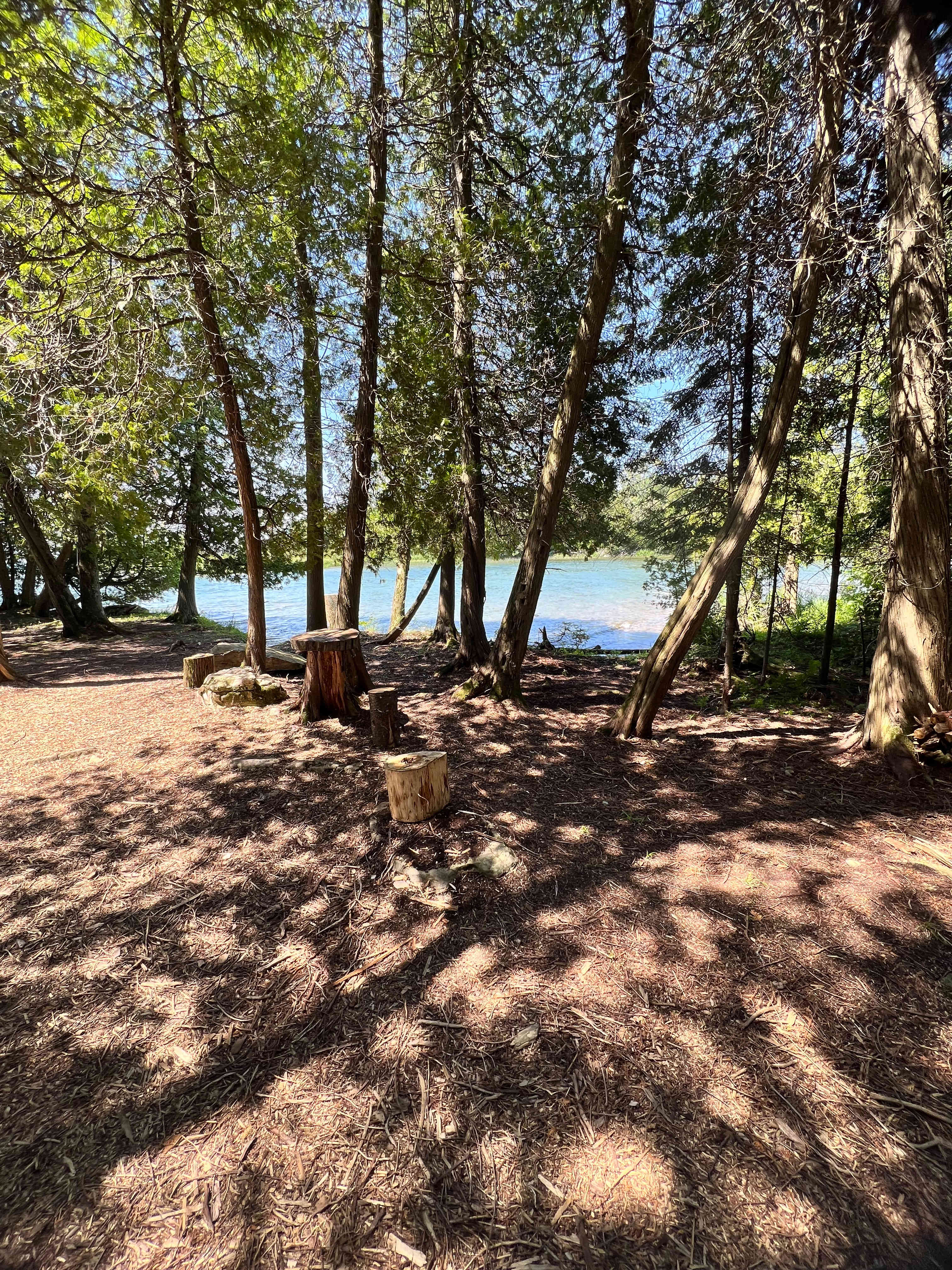 Lakepoint Lodging and Camping