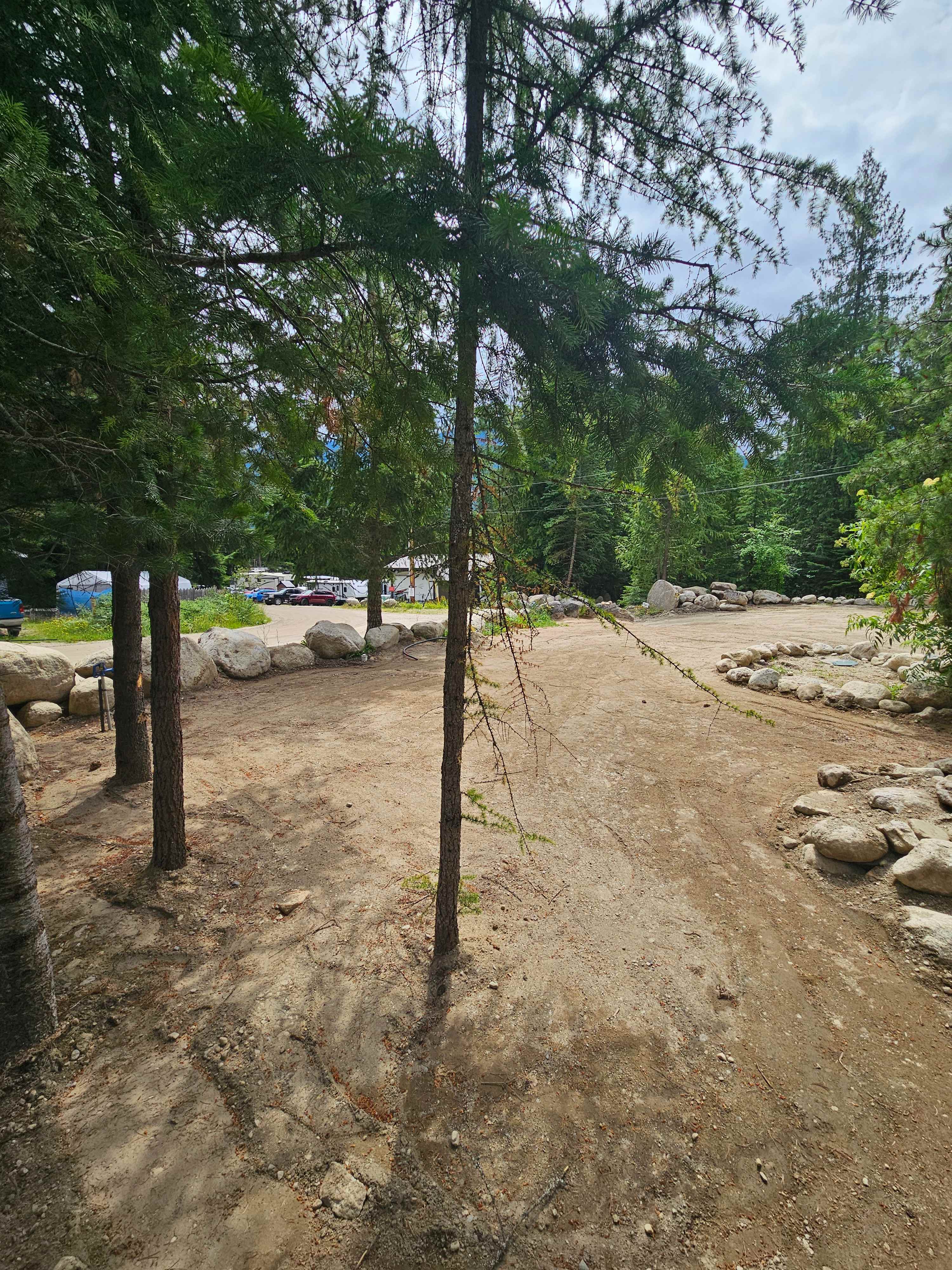 The Watershed Campground Balfour BC