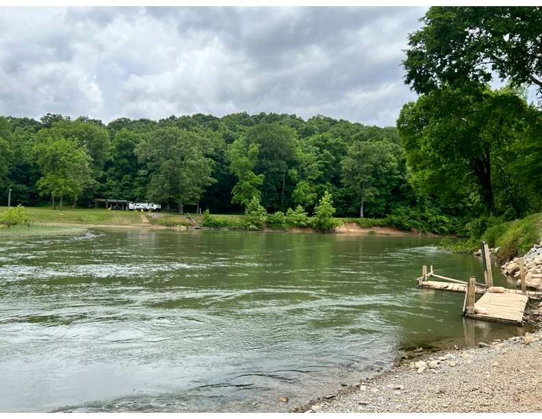 RIVERSIDE RV spot