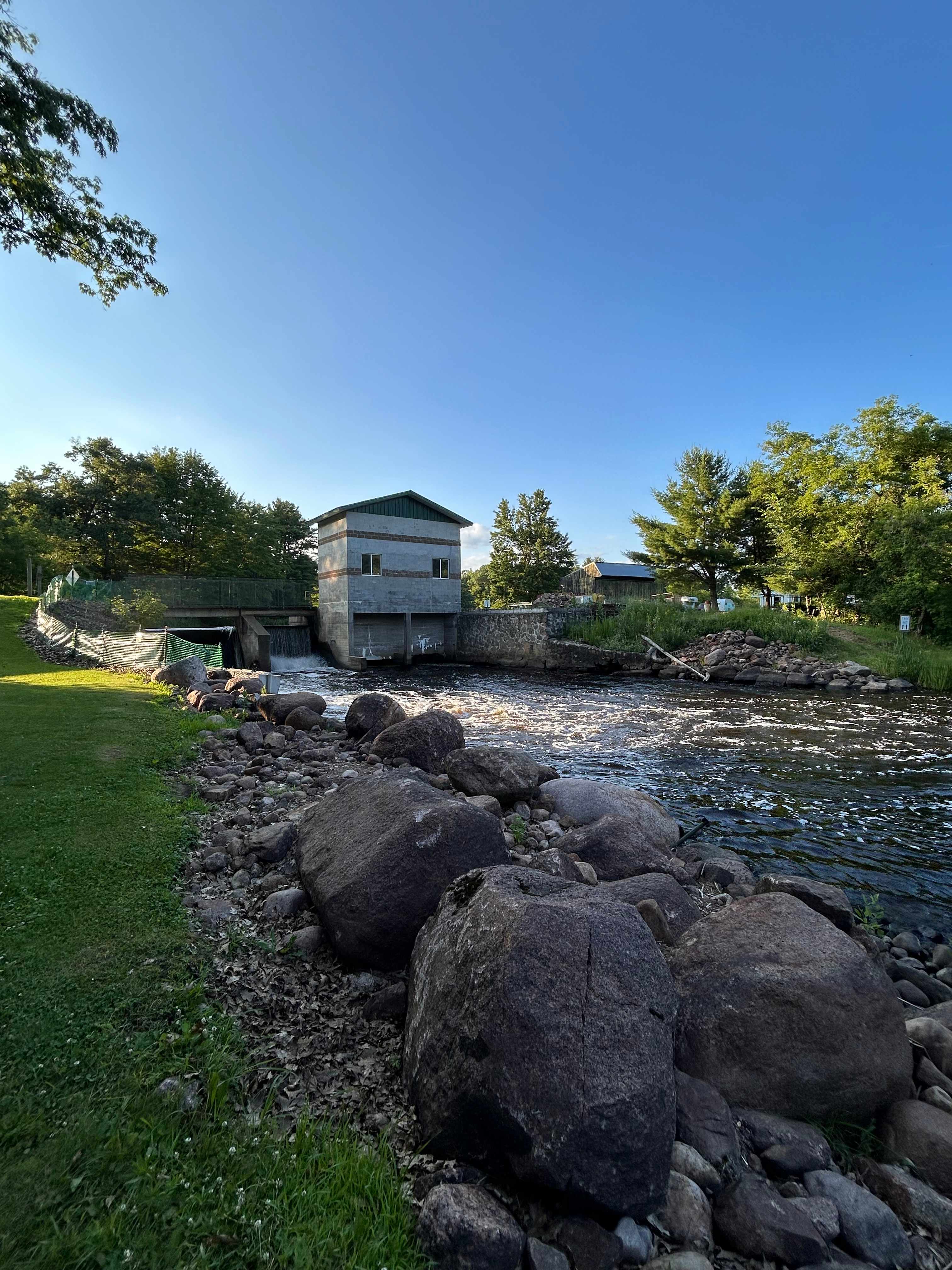 Riverside Roost
