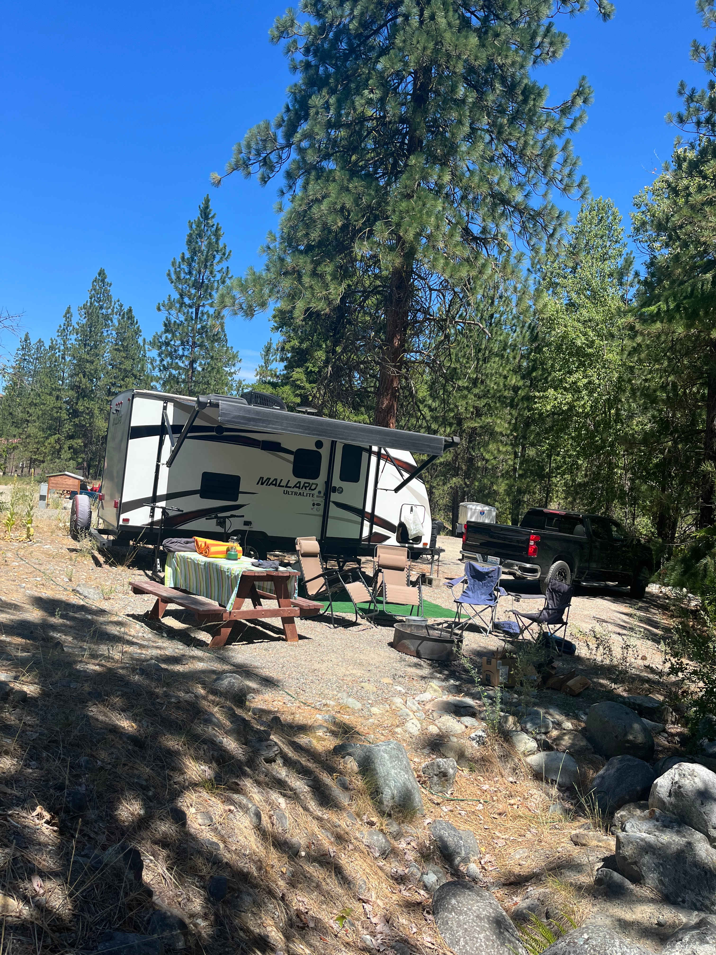 Flussfelsen Campground