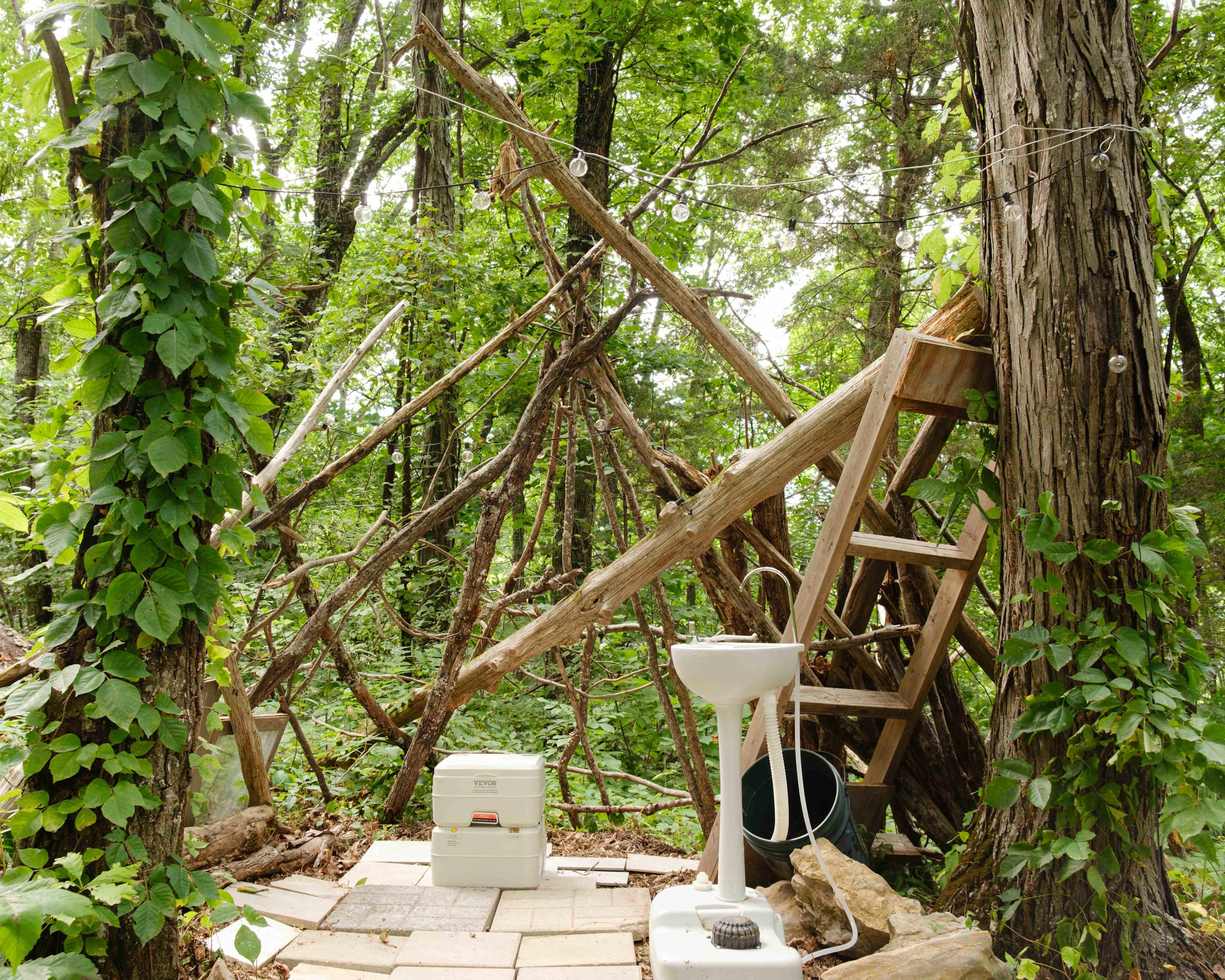 outdoor bathroom!