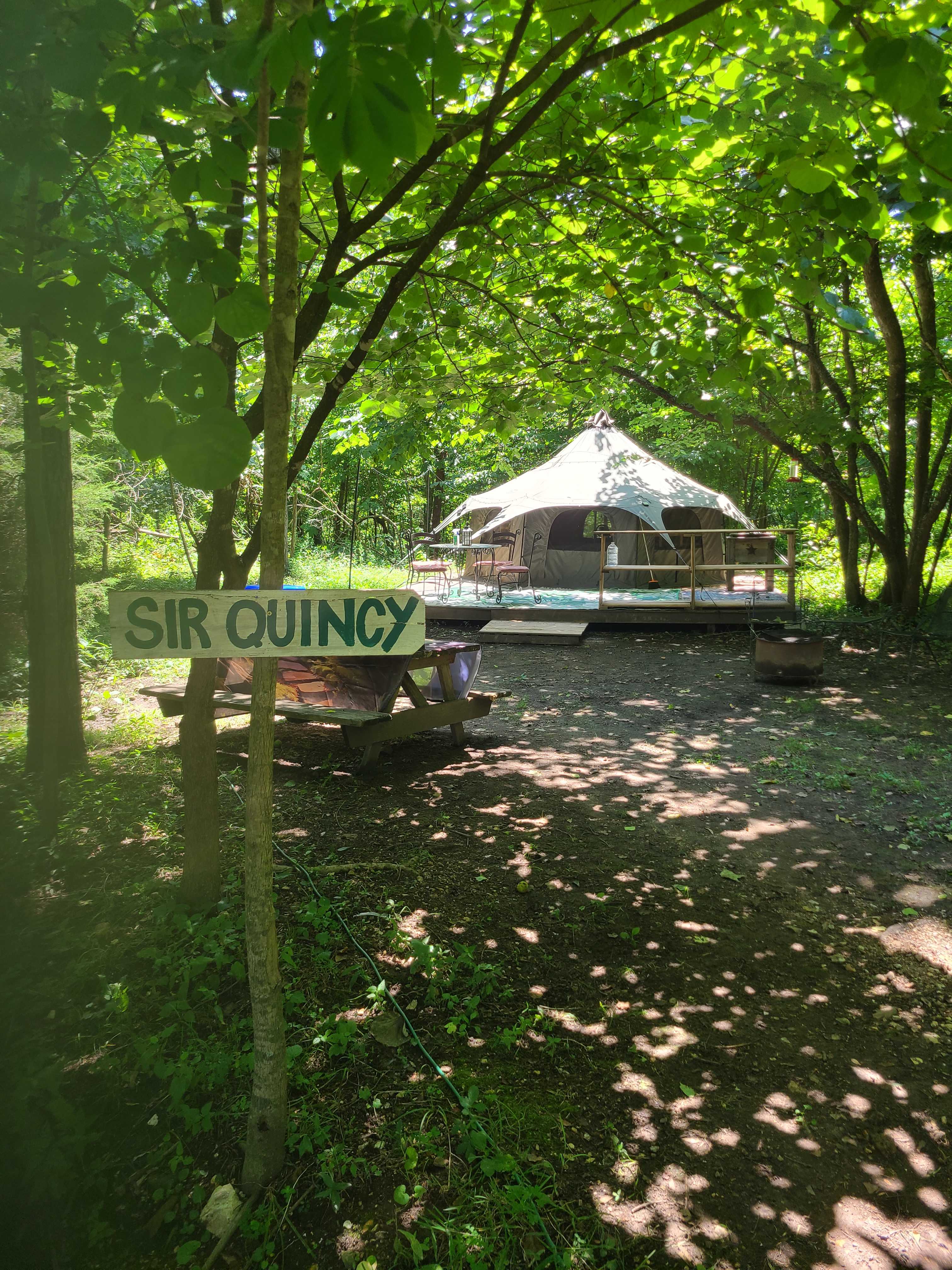 Hummingbird Hollow Outdoors