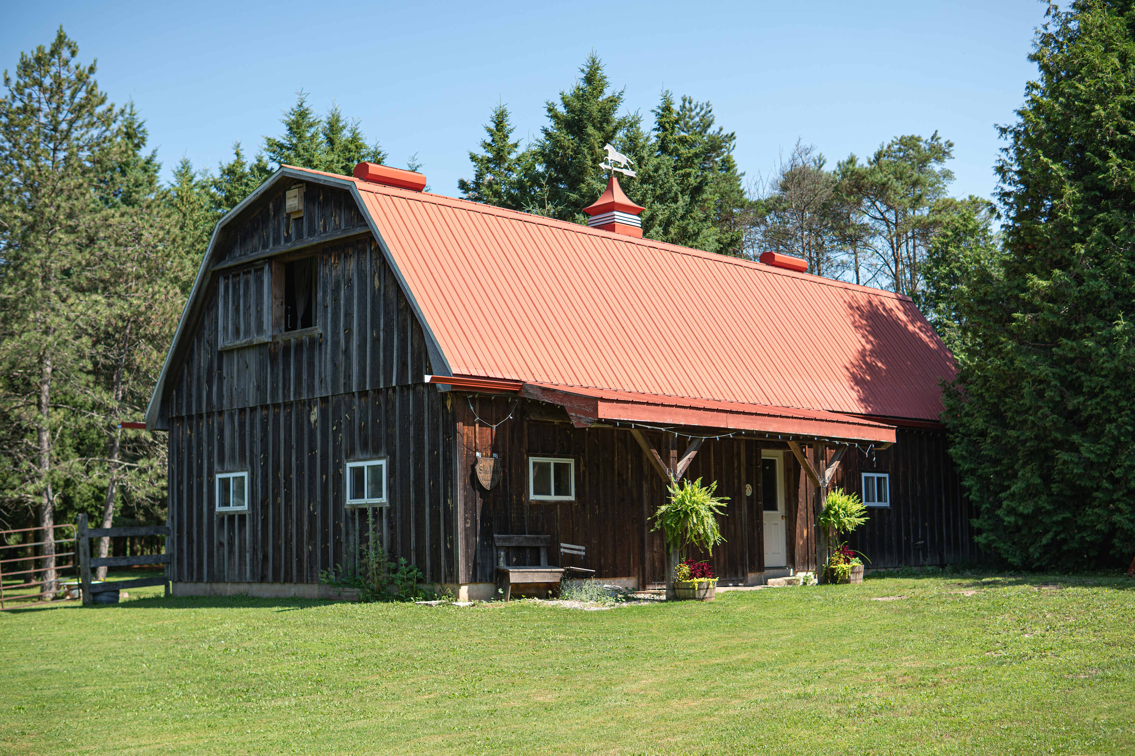 Shiloh Barn Glamping