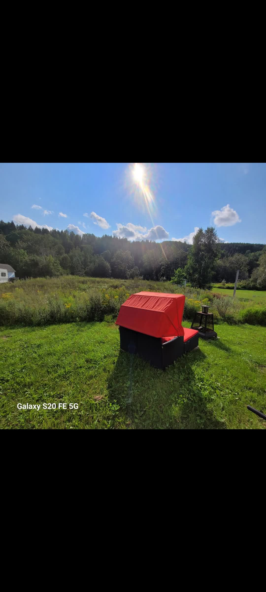 P'tite Vue Sur Champs