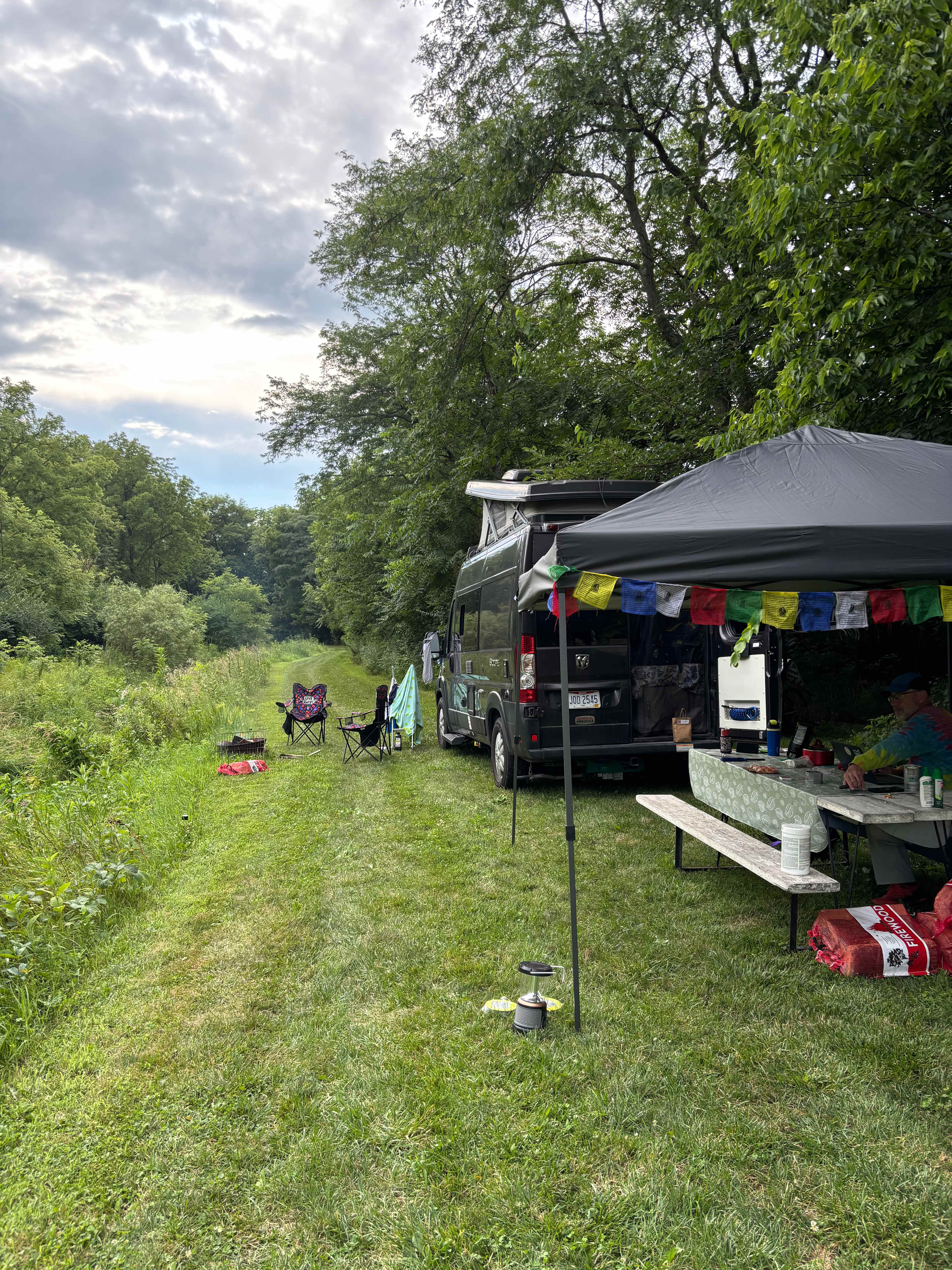 Rusty's Retreat with pond and river