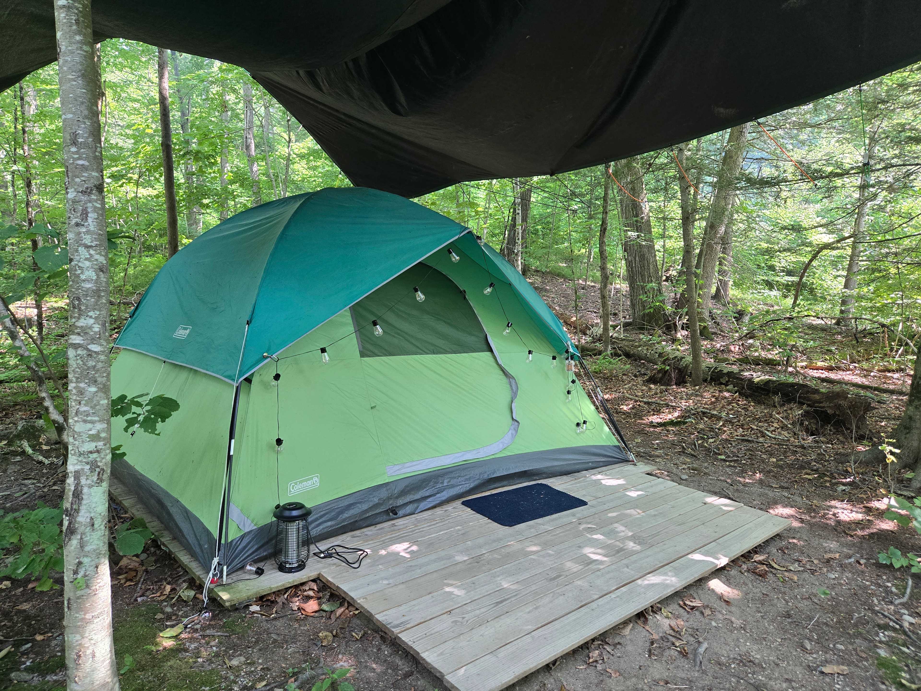 Hucklebuck Railway Campsites